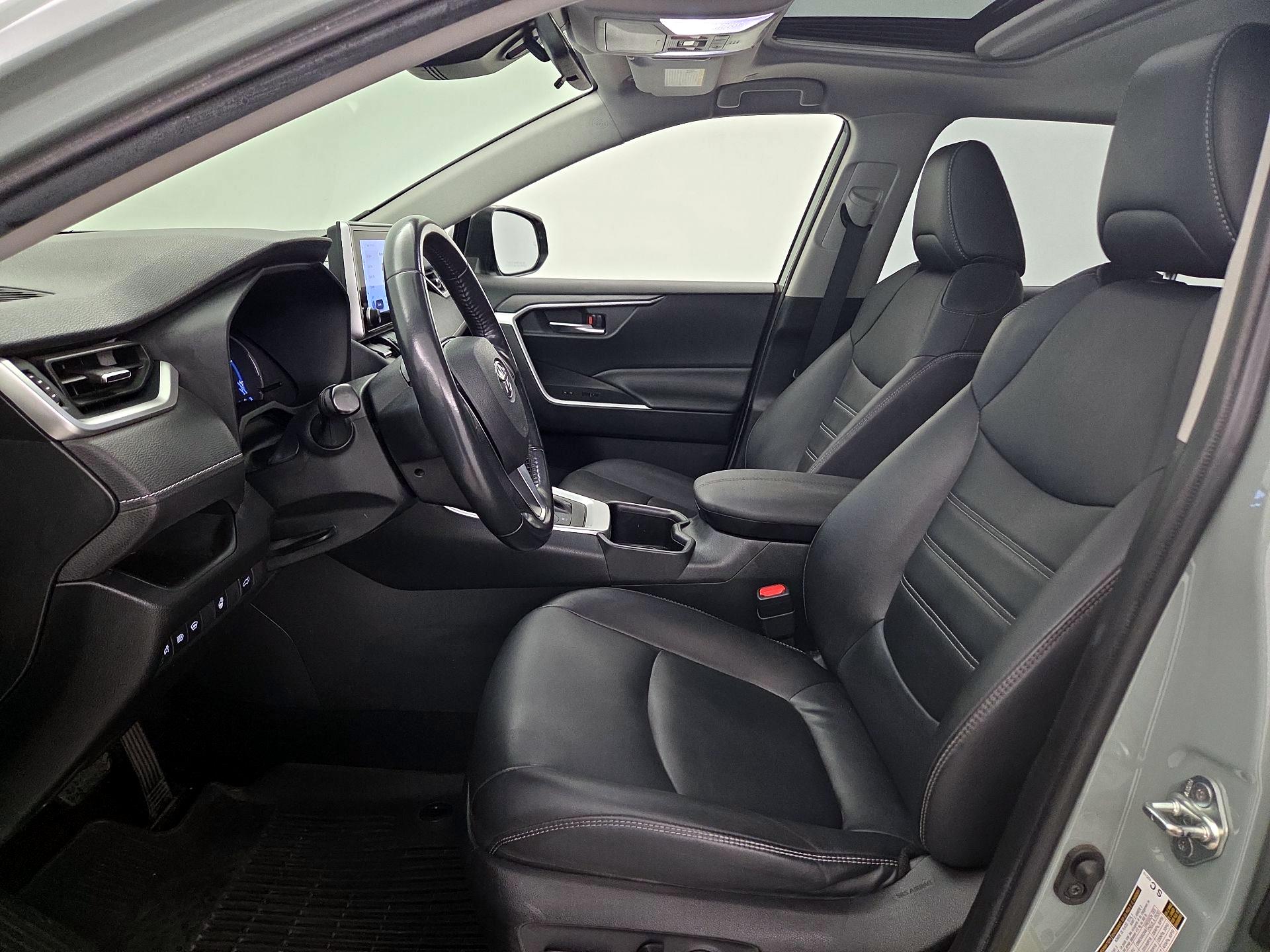 Thumbnail: 2023 Toyota RAV4 - 11