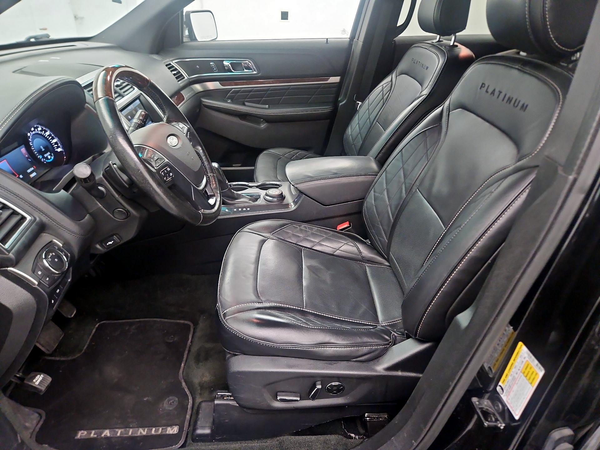 Thumbnail: 2016 Ford Explorer - 9