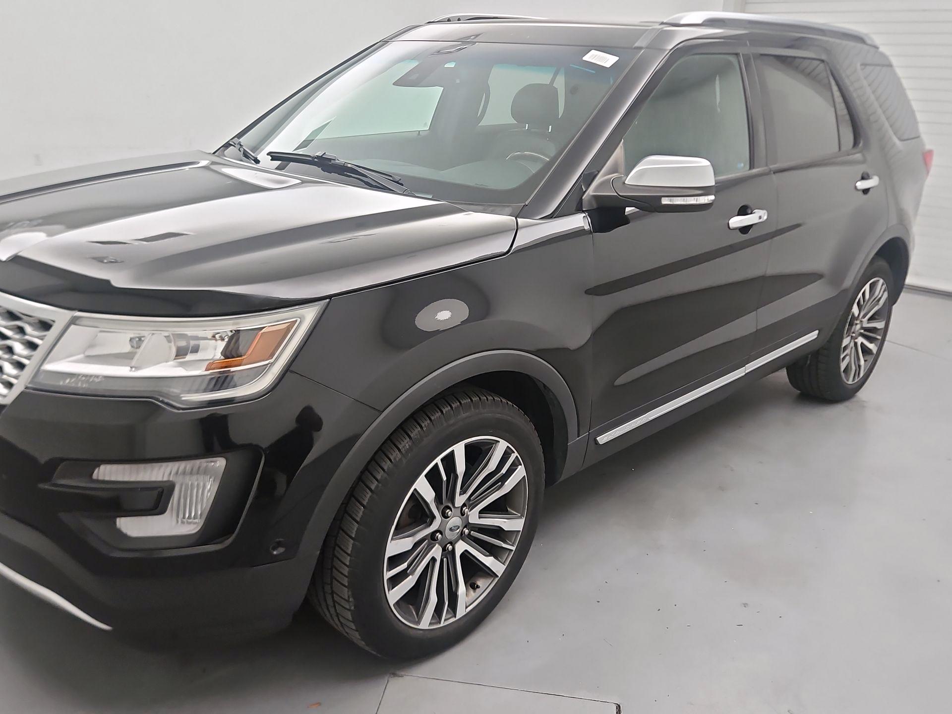 Thumbnail: 2016 Ford Explorer - 3
