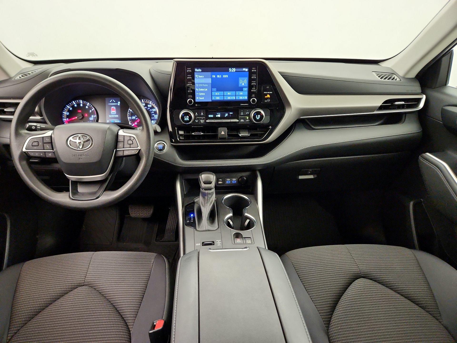 Thumbnail: 2022 Toyota Highlander - 9