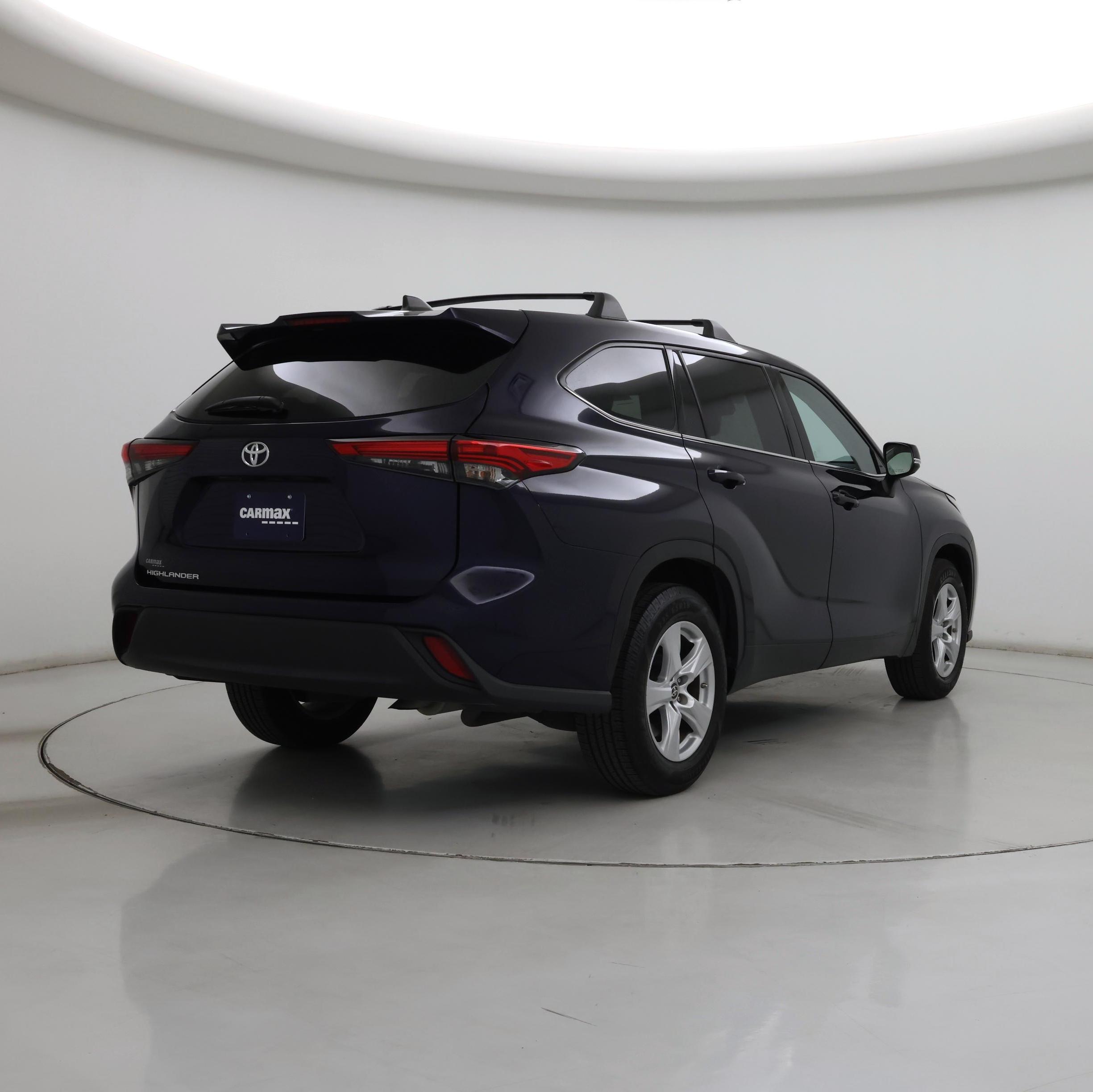 Thumbnail: 2022 Toyota Highlander - 8