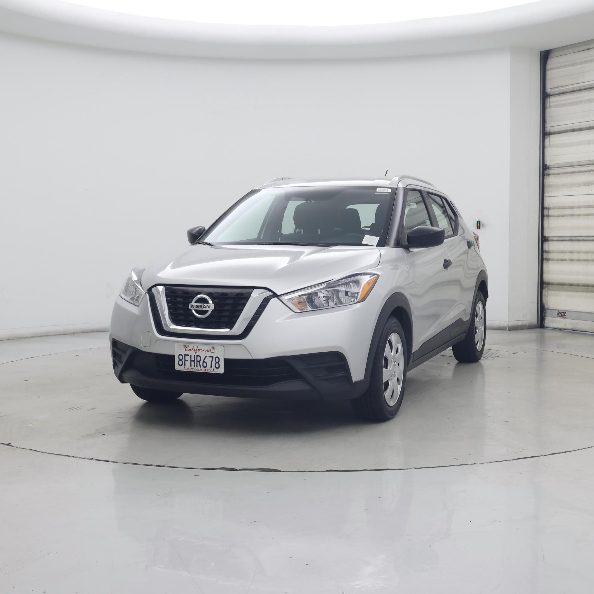 Thumbnail: 2018 Nissan Kicks - 4