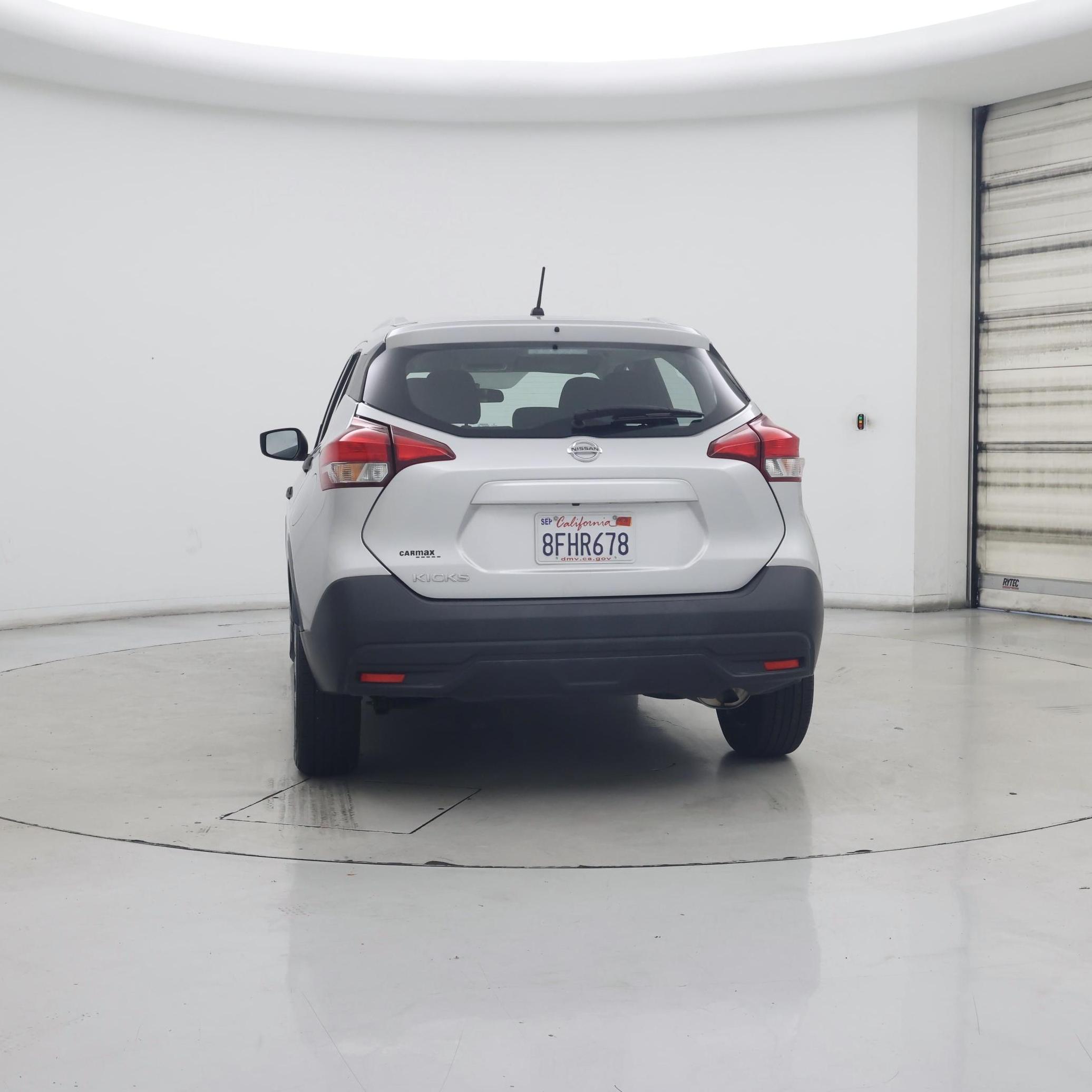 Thumbnail: 2018 Nissan Kicks - 6