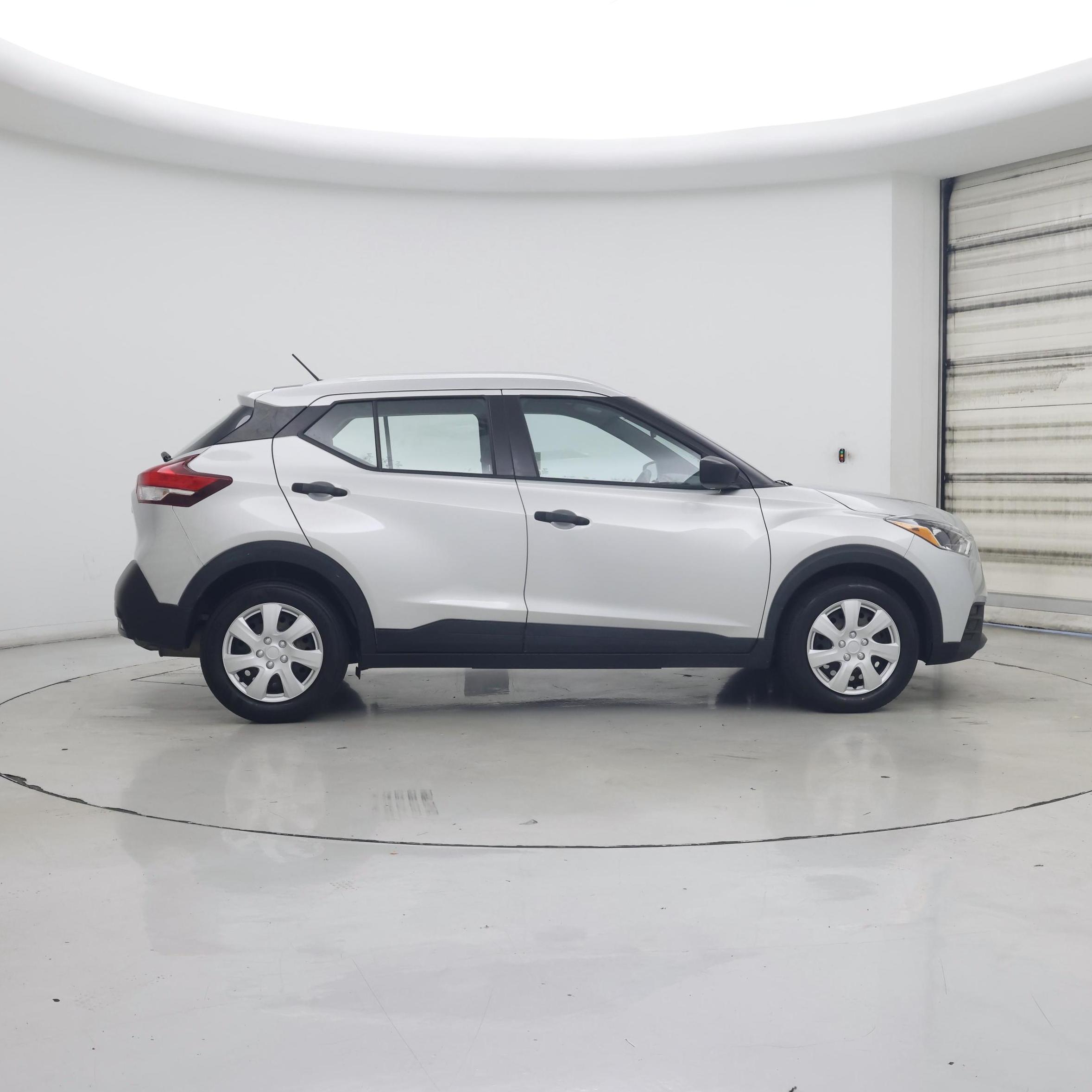 Thumbnail: 2018 Nissan Kicks - 7