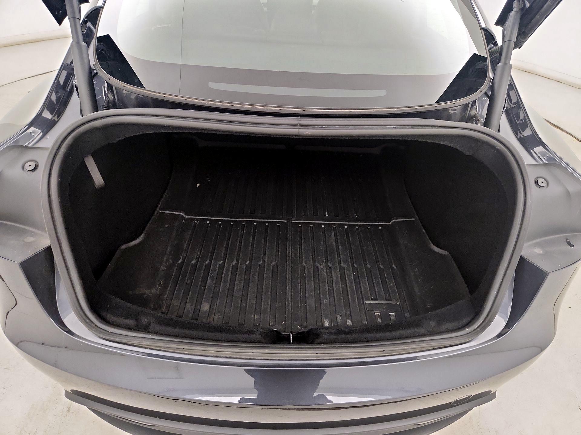 Thumbnail: 2024 Tesla Model 3 - 20