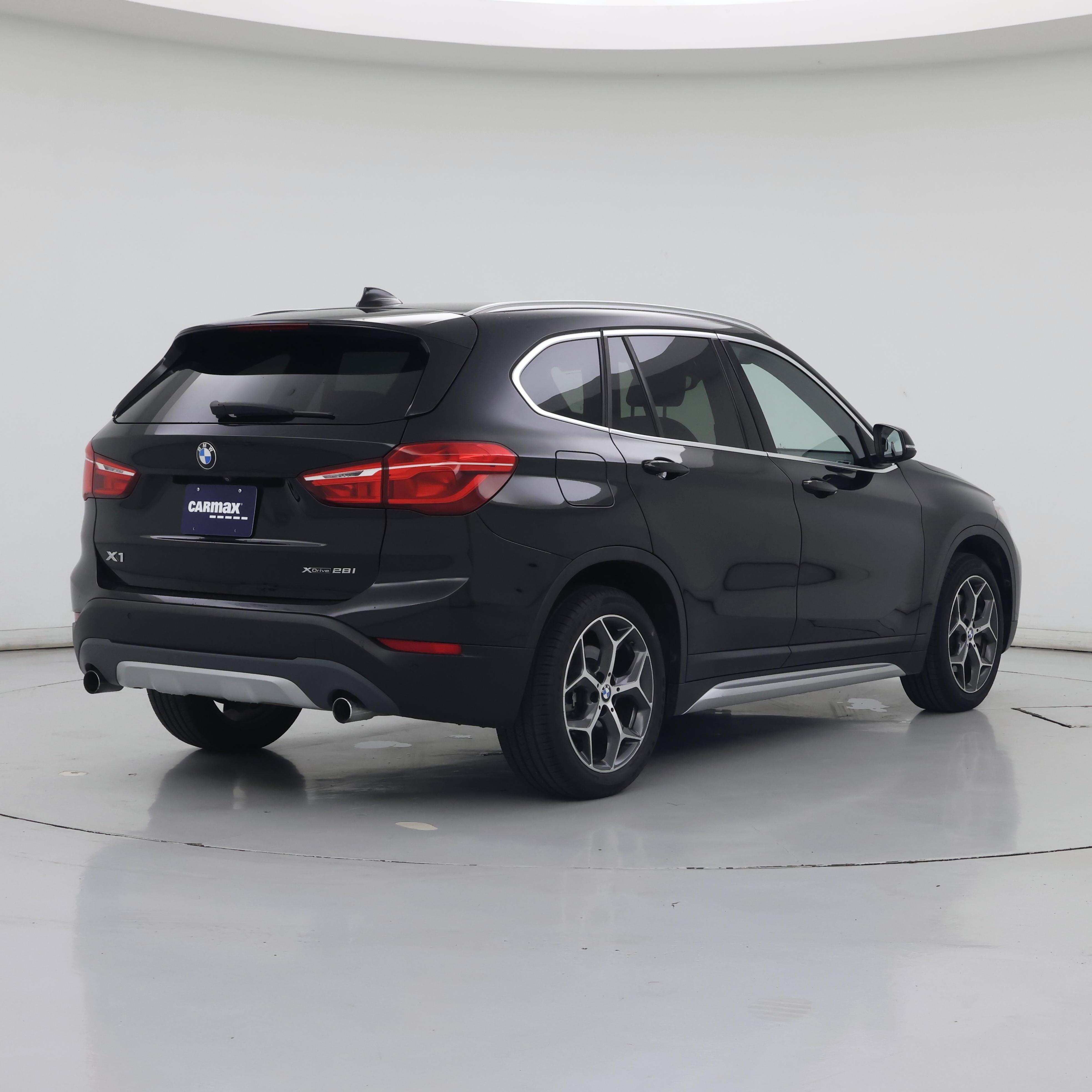 Thumbnail: 2019 BMW X1 - 8
