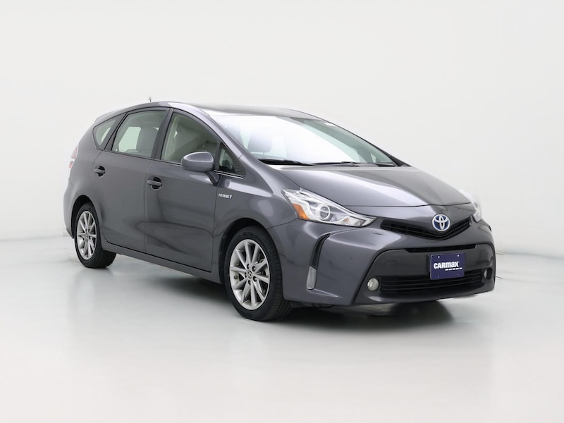 2017 Toyota Prius v Four -
                  Portland, OR