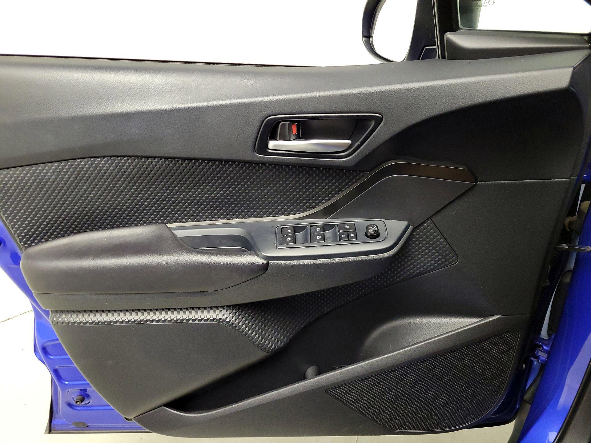 Thumbnail: 2019 Toyota C-HR - 12