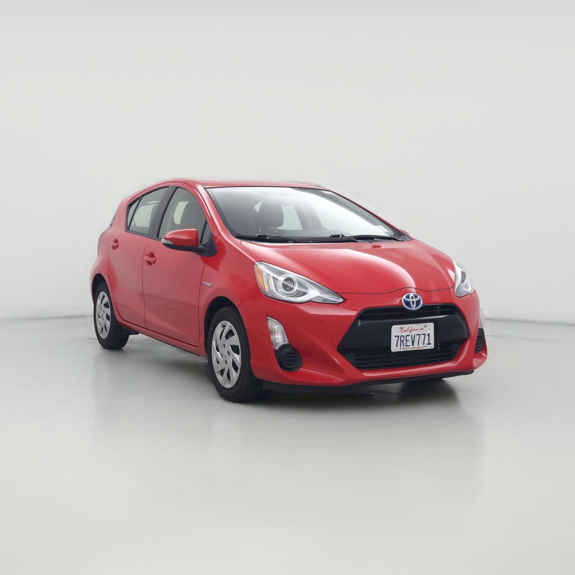 Thumbnail: 2015 Toyota Prius c - 1