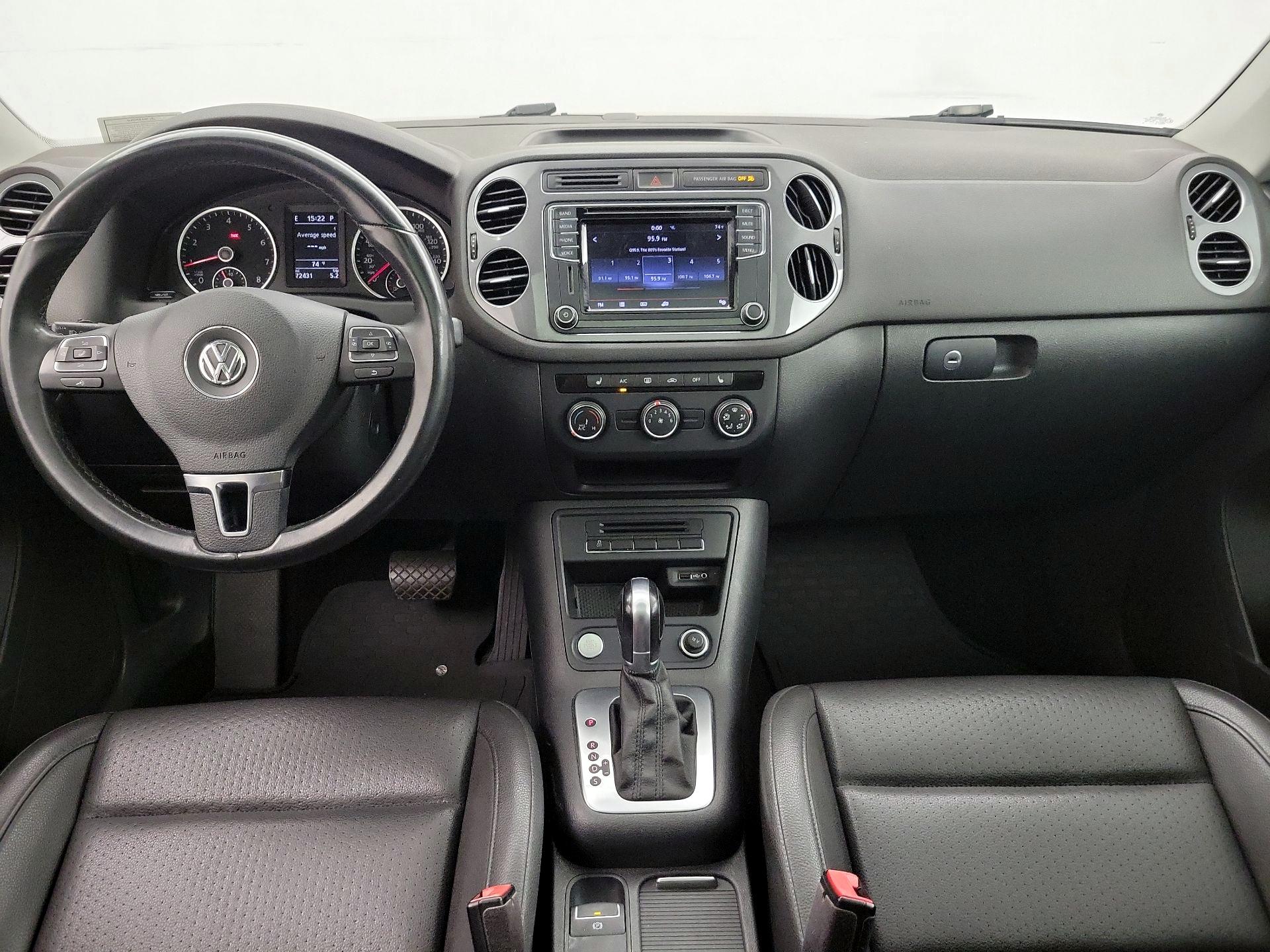 Thumbnail: 2017 Volkswagen Tiguan - 9