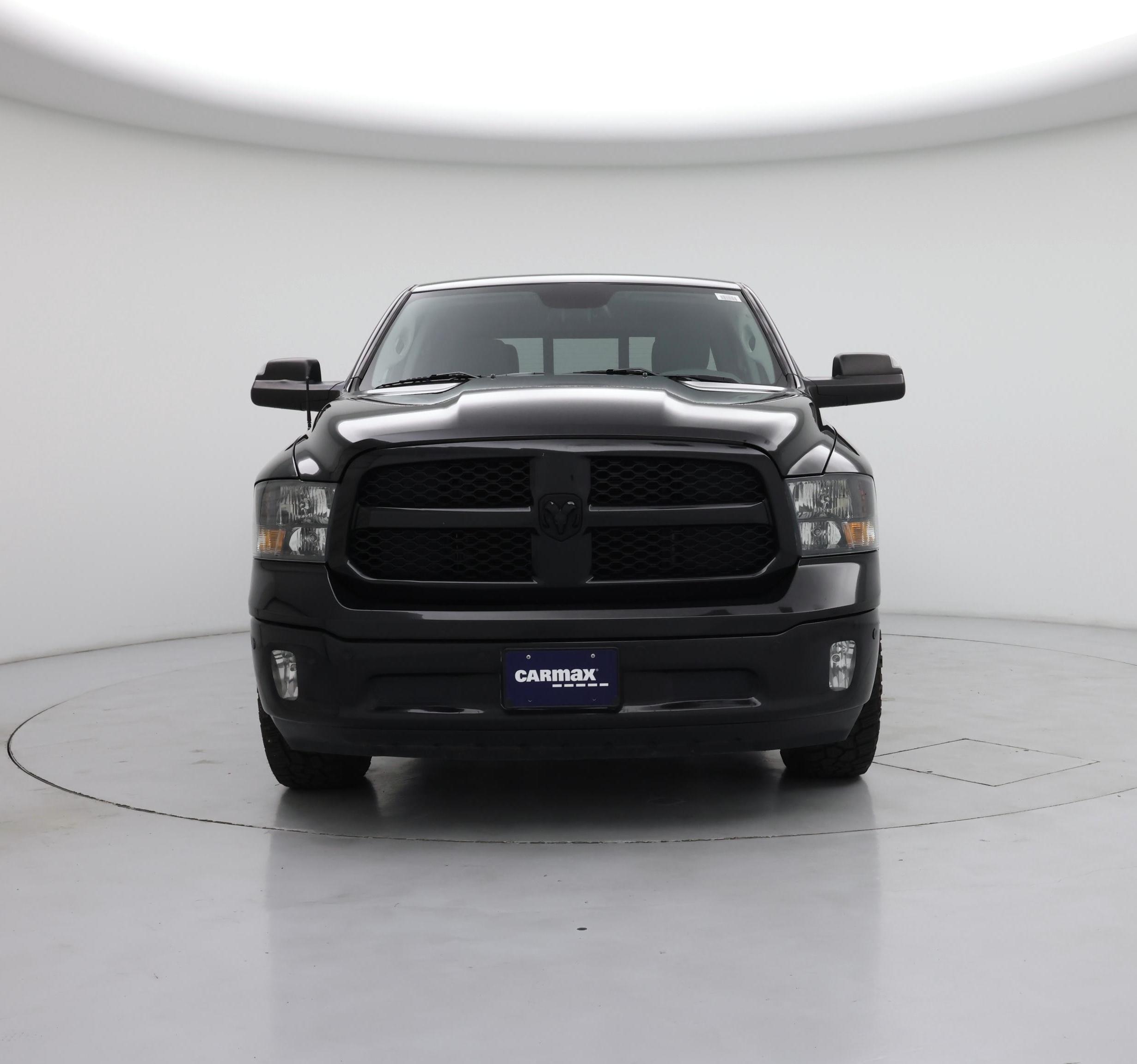 Thumbnail: 2019 RAM 1500 Classic - 5
