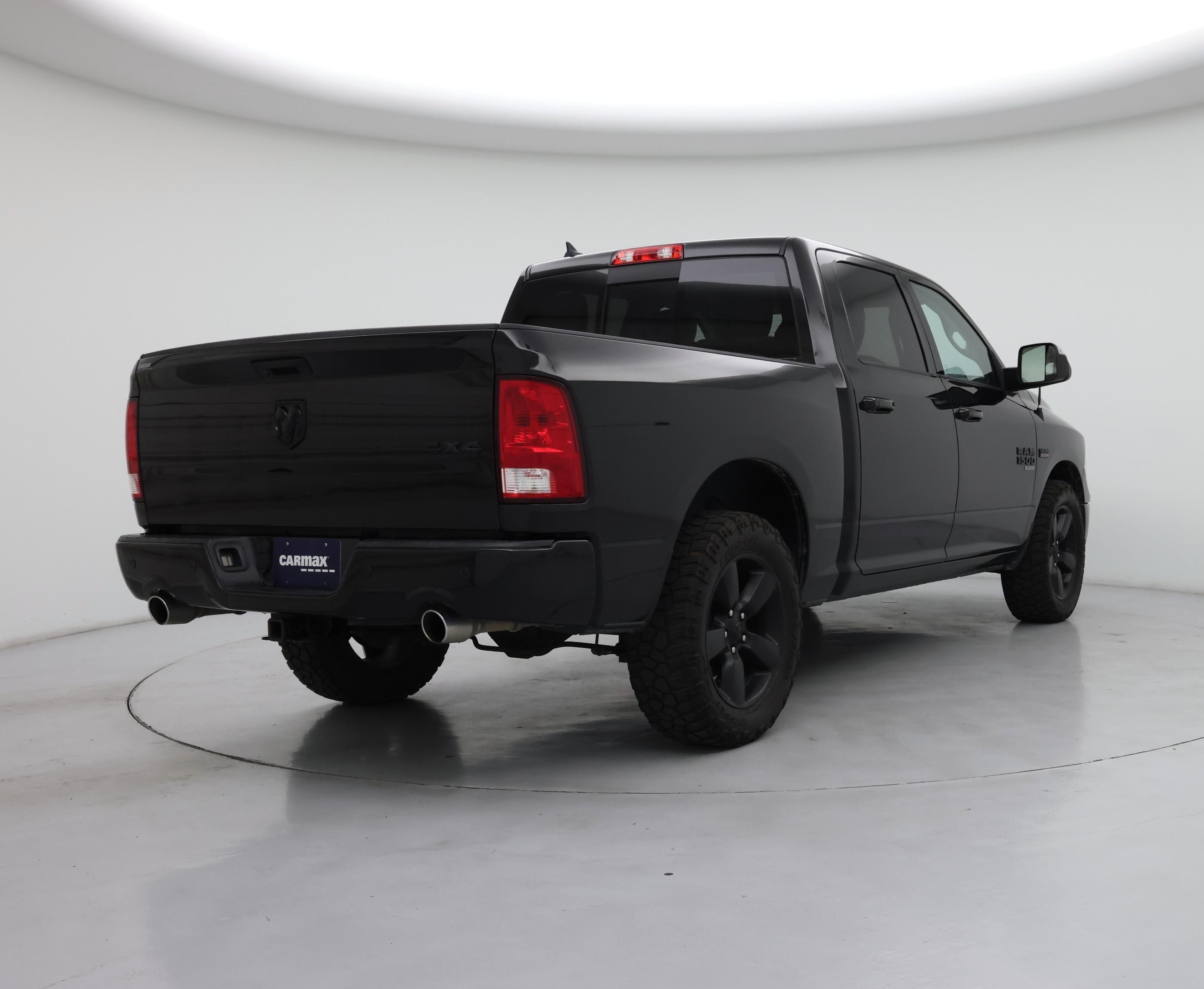 Thumbnail: 2019 RAM 1500 Classic - 8