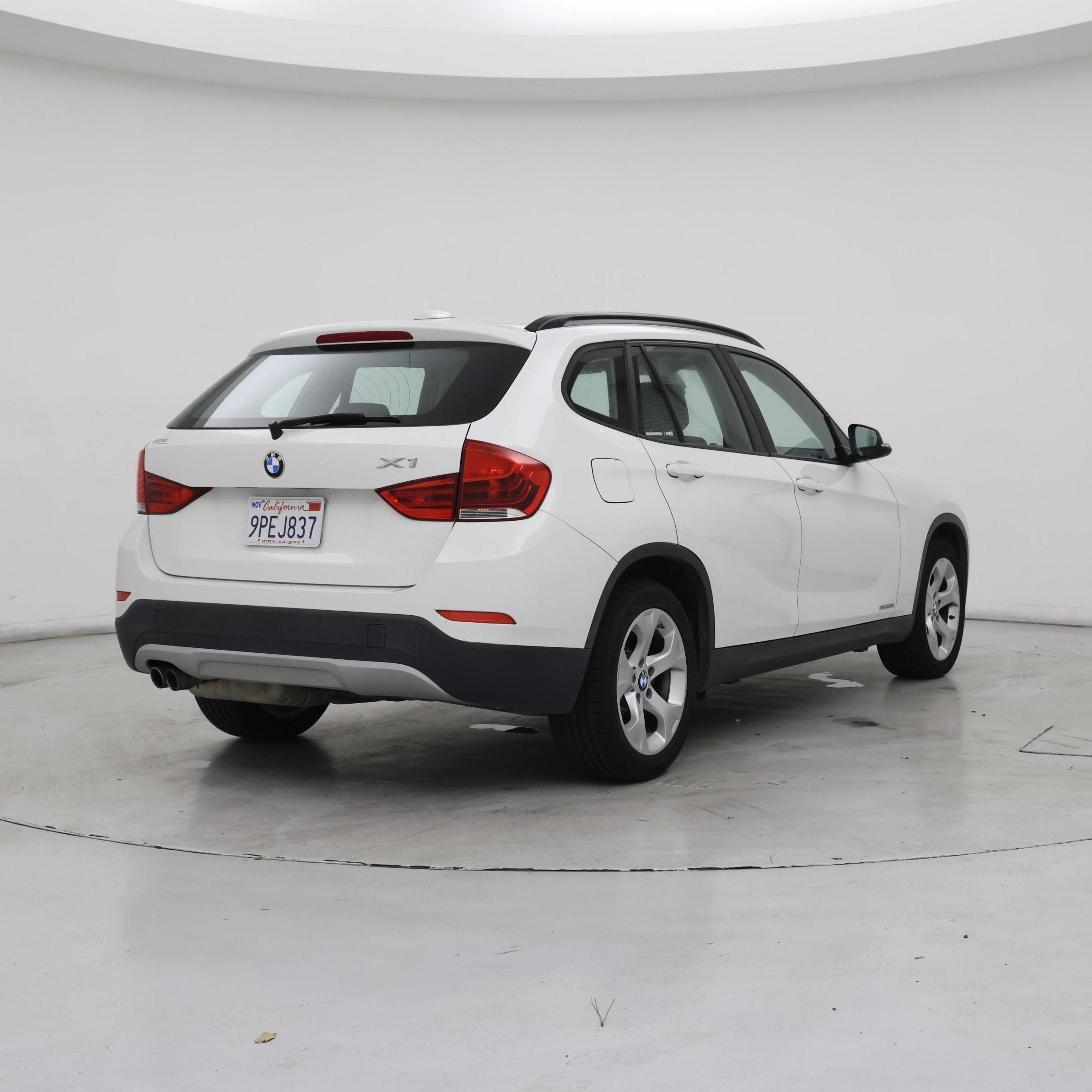 Thumbnail: 2015 BMW X1 - 8