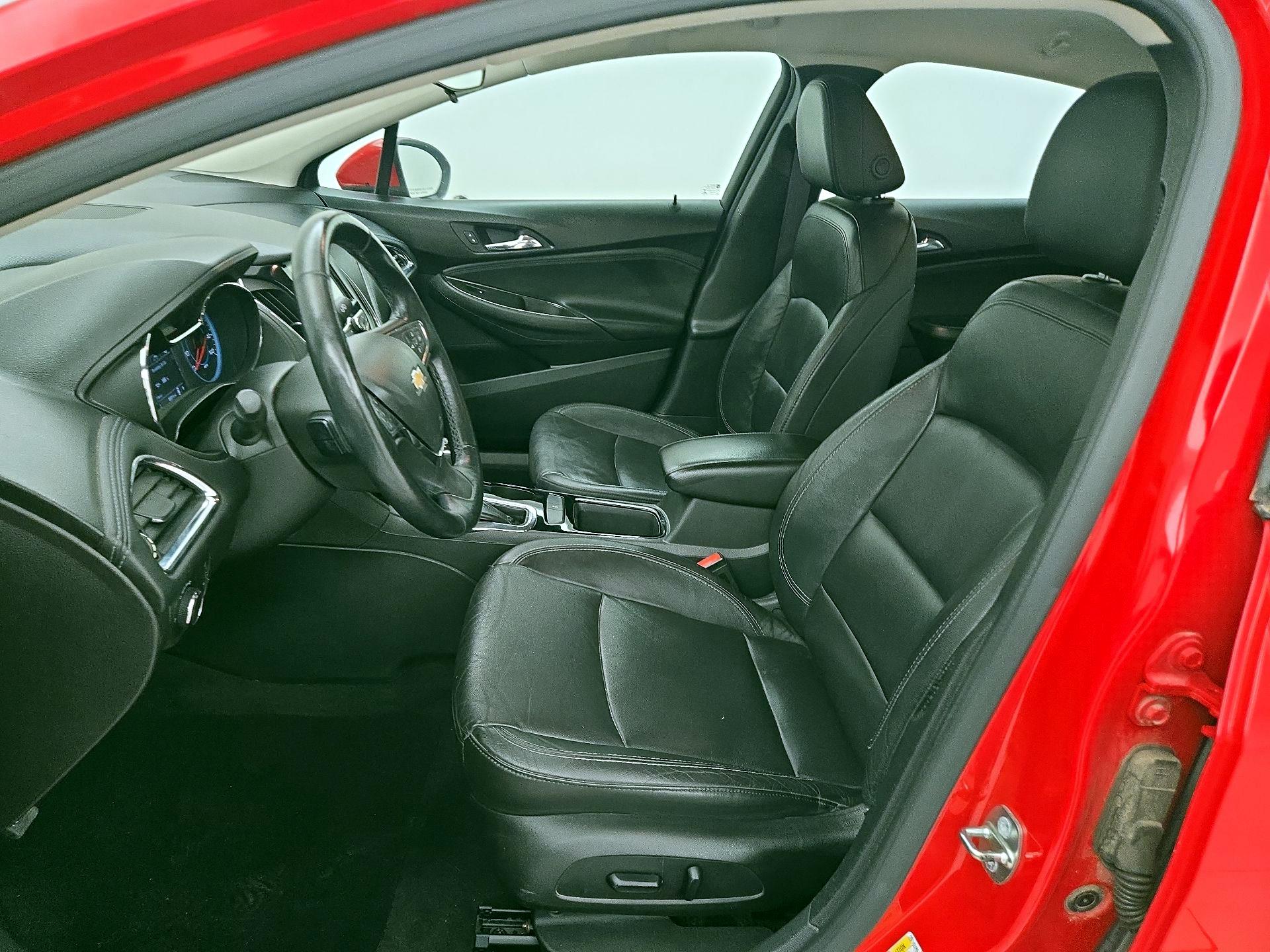 Thumbnail: 2016 Chevrolet Cruze - 9