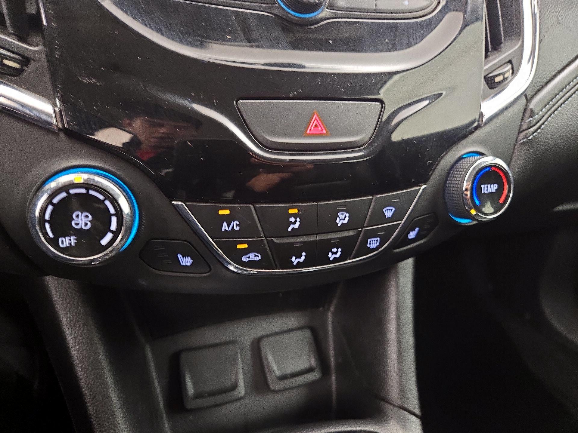 Thumbnail: 2016 Chevrolet Cruze - 14