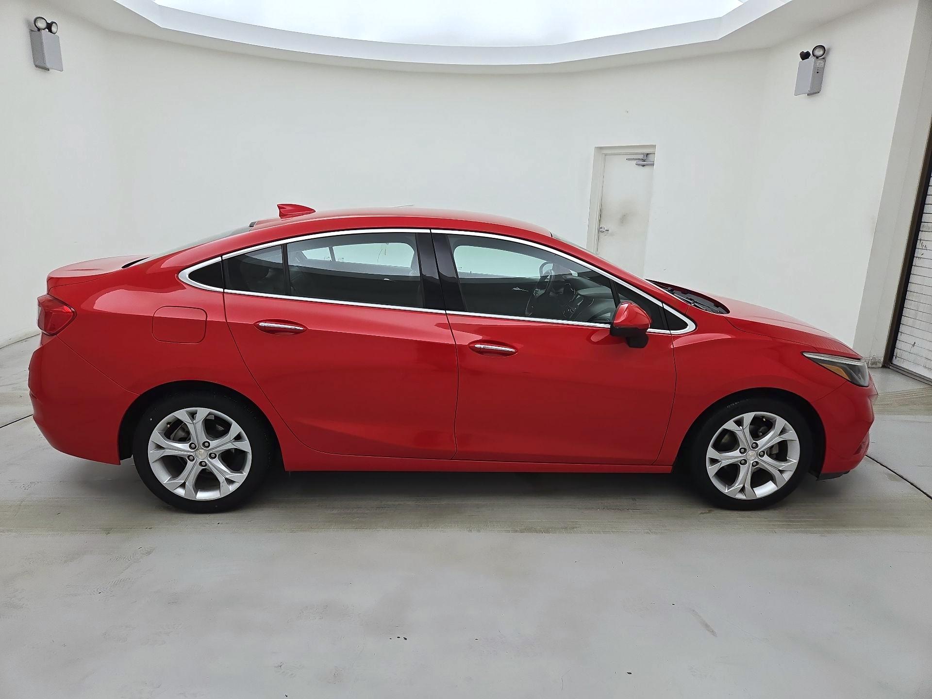 Thumbnail: 2016 Chevrolet Cruze - 4