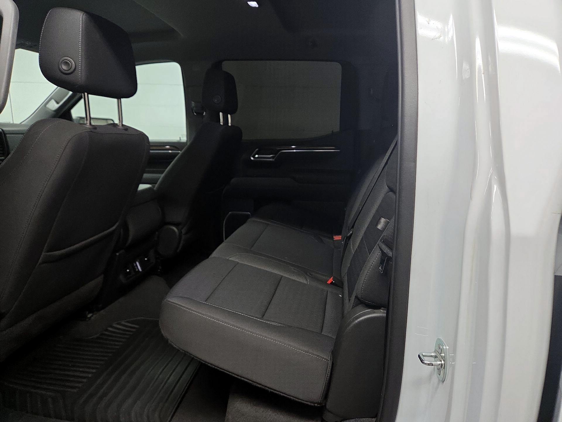 Thumbnail: 2023 GMC Sierra 1500 - 17