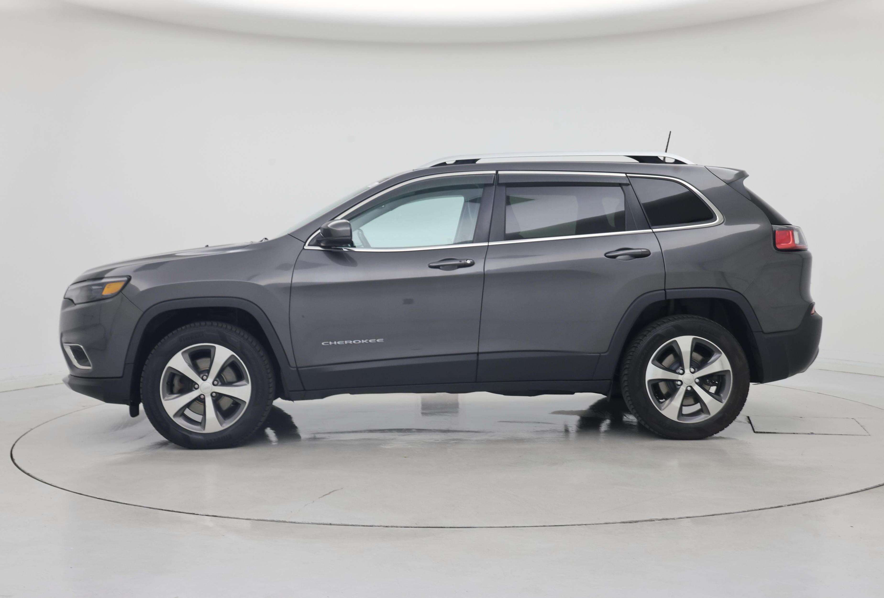 Thumbnail: 2020 Jeep Cherokee - 3