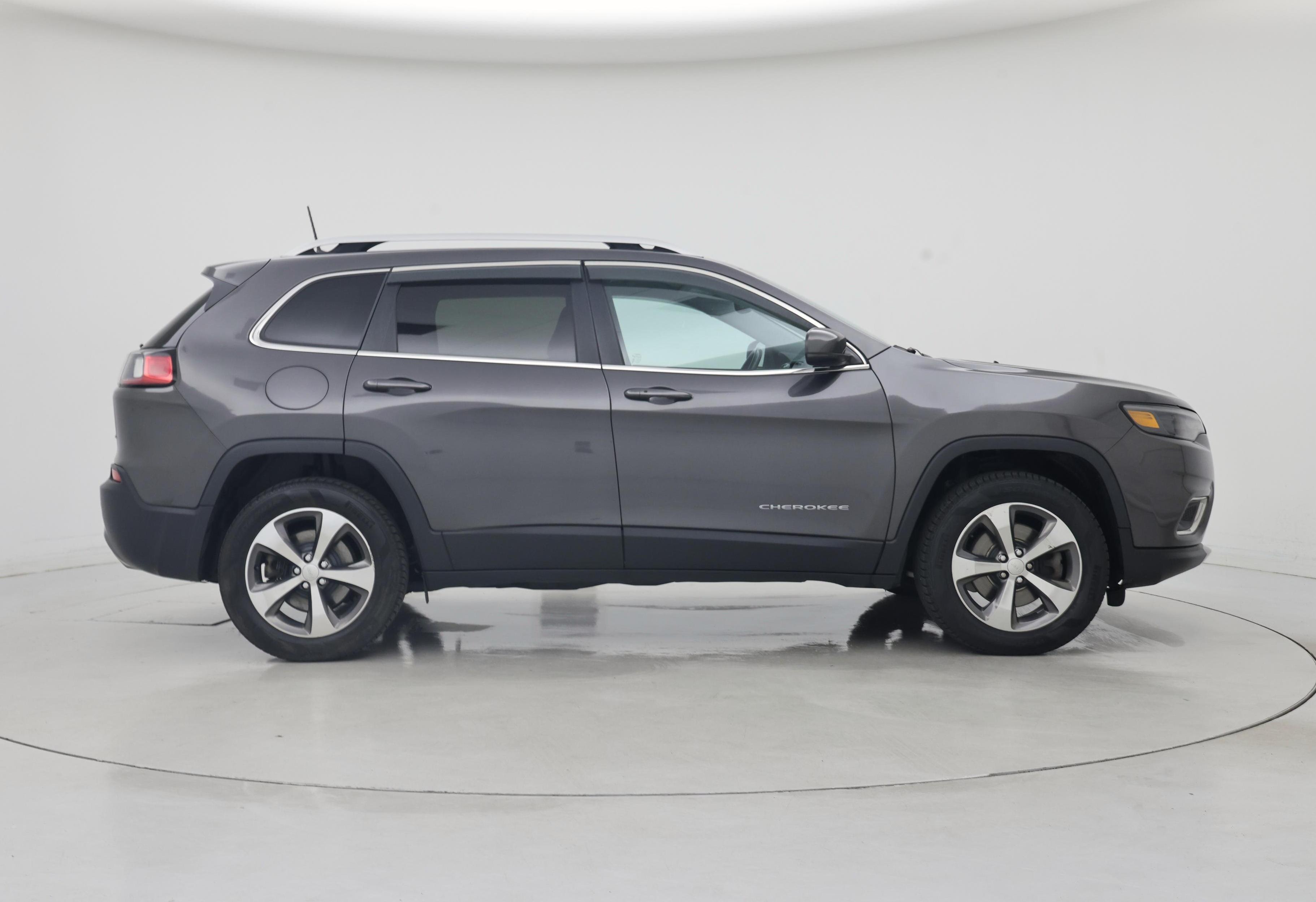 Thumbnail: 2020 Jeep Cherokee - 7