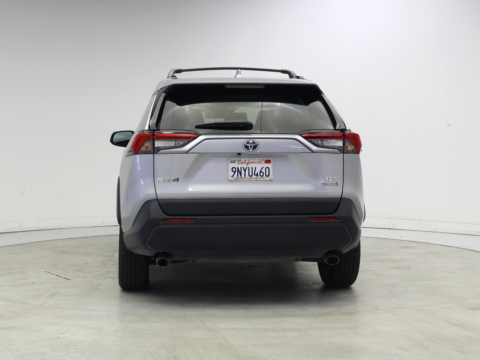 2024 Toyota RAV4 XLE Premium - Photo 7