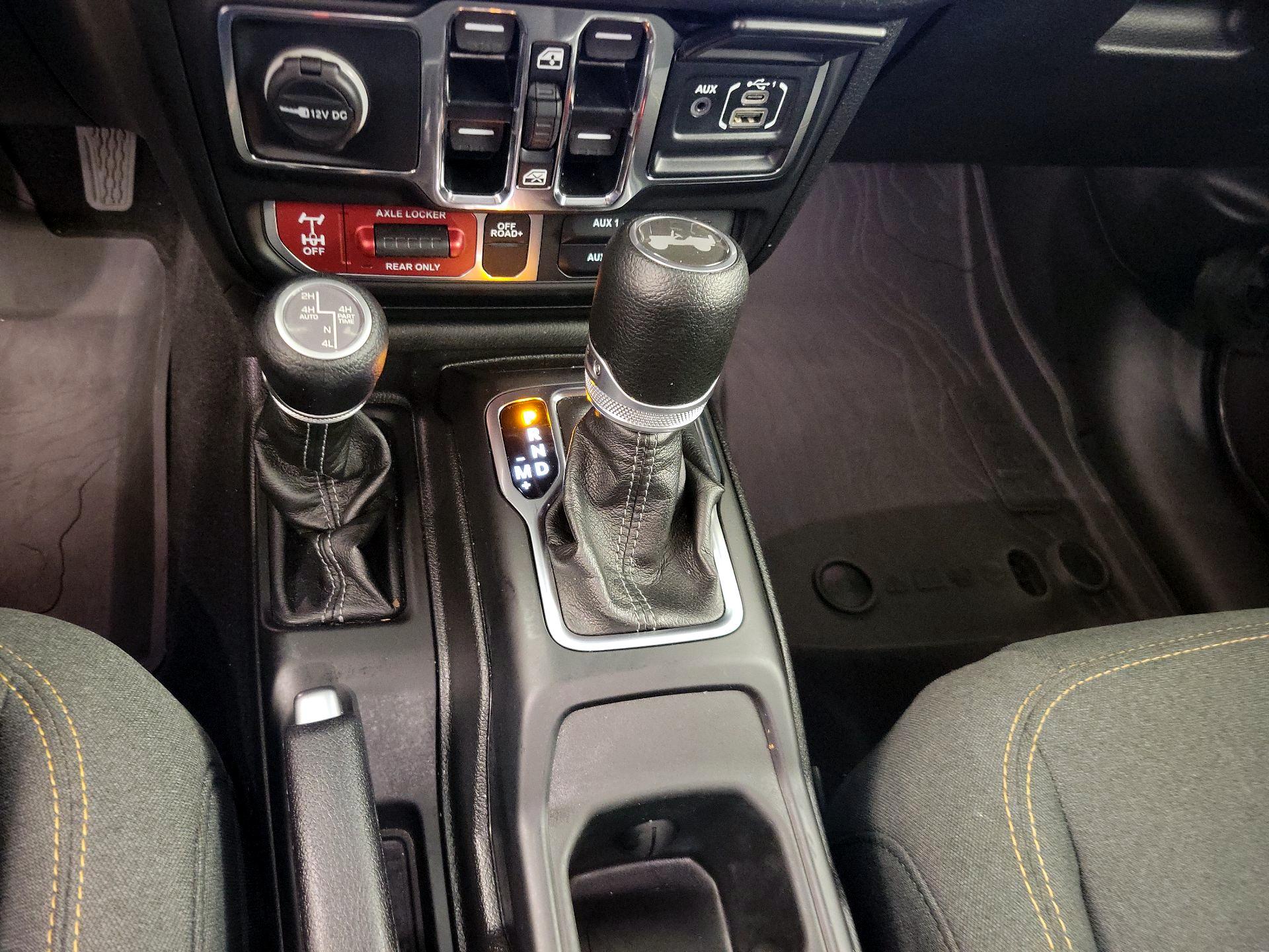 Thumbnail: 2025 Jeep Wrangler - 17