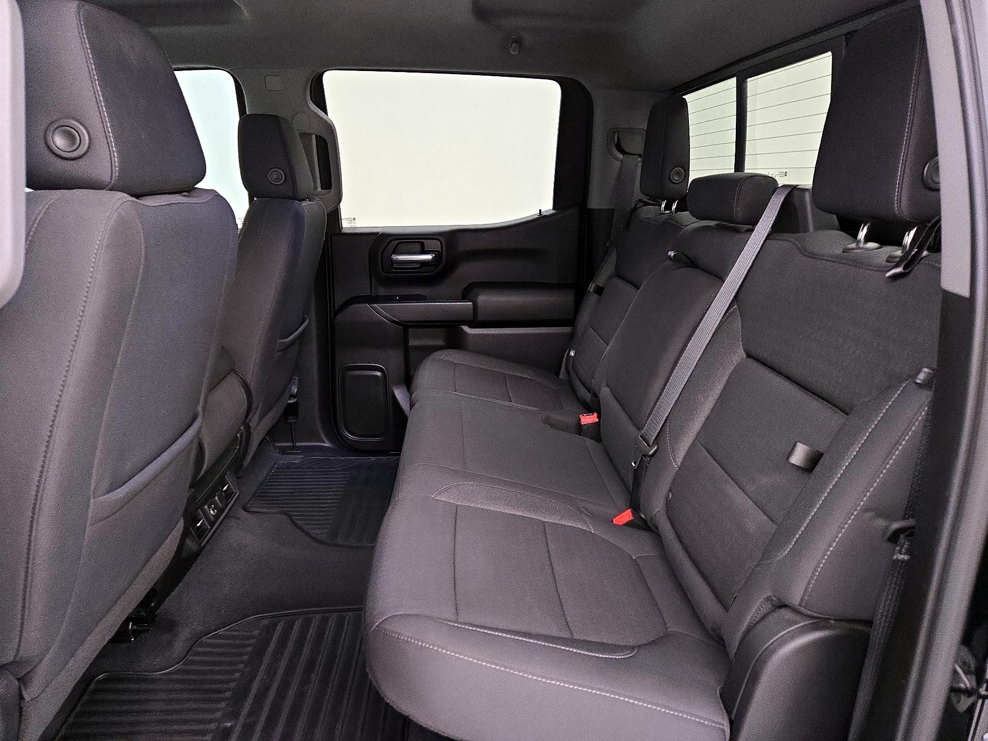 Thumbnail: 2021 Chevrolet Silverado 1500 - 18