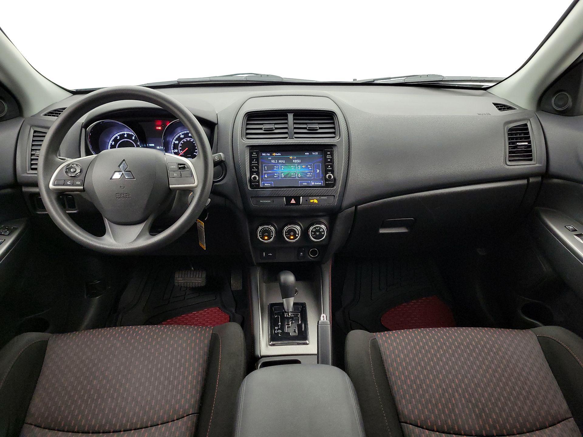 Thumbnail: 2018 Mitsubishi Outlander Sport - 9