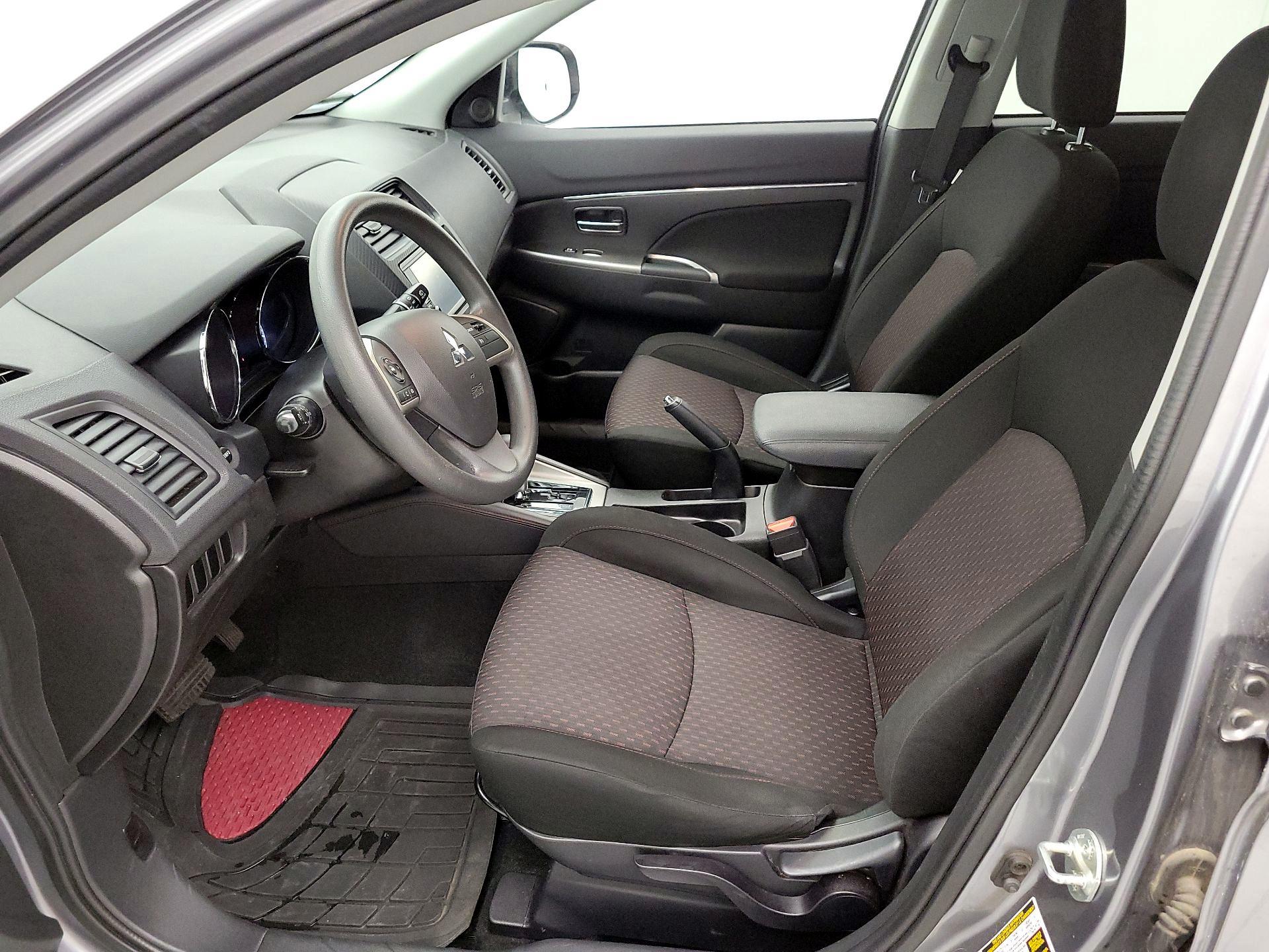 Thumbnail: 2018 Mitsubishi Outlander Sport - 11