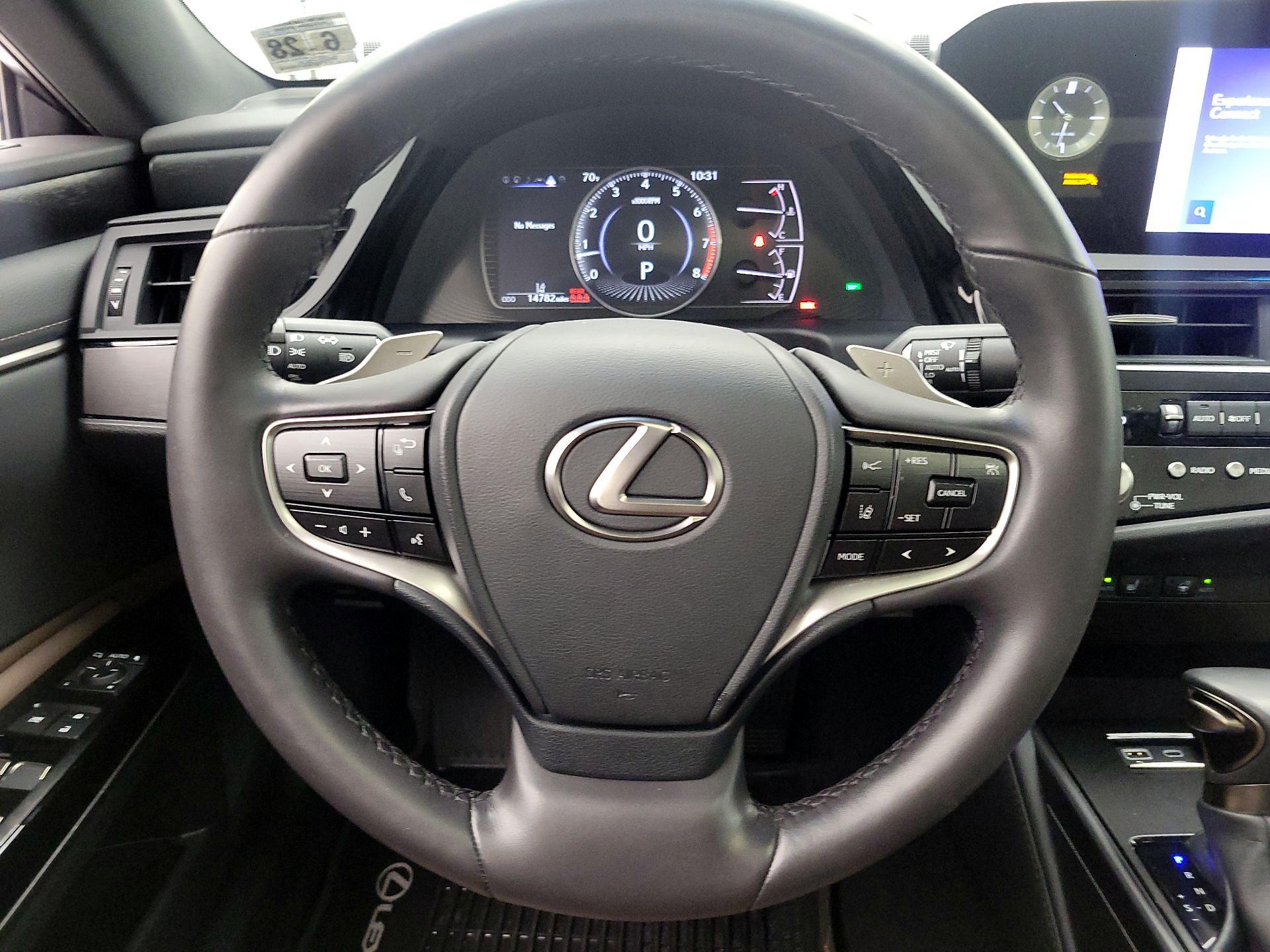 Thumbnail: 2023 Lexus ES - 10