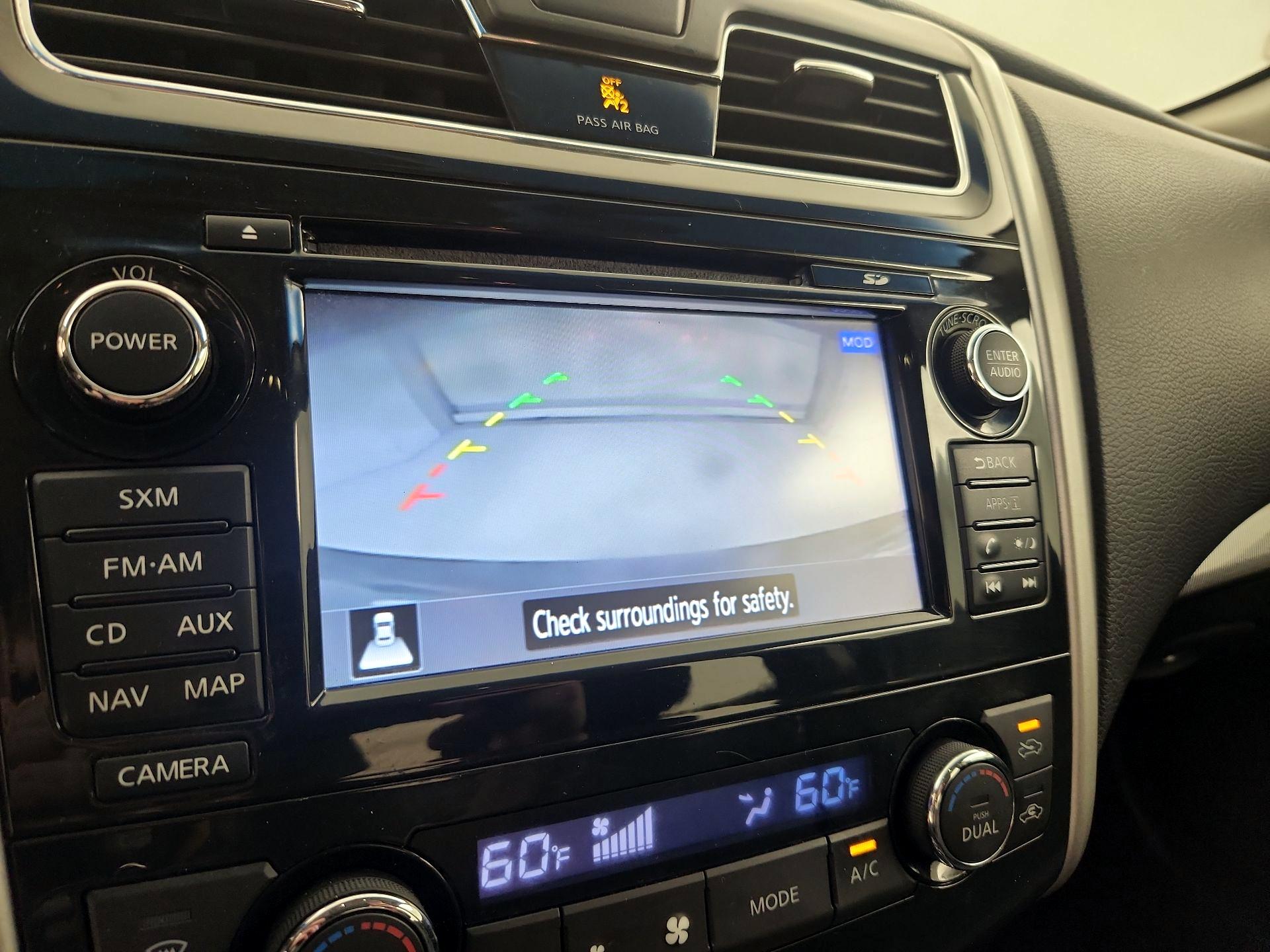 Thumbnail: 2014 Nissan Altima - 14