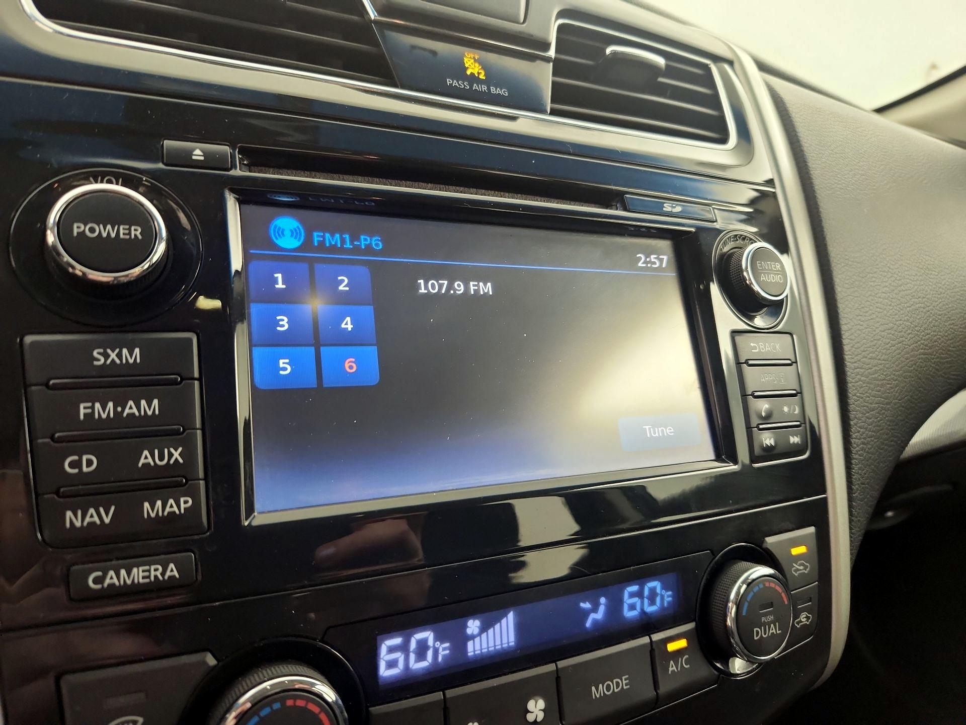 Thumbnail: 2014 Nissan Altima - 15