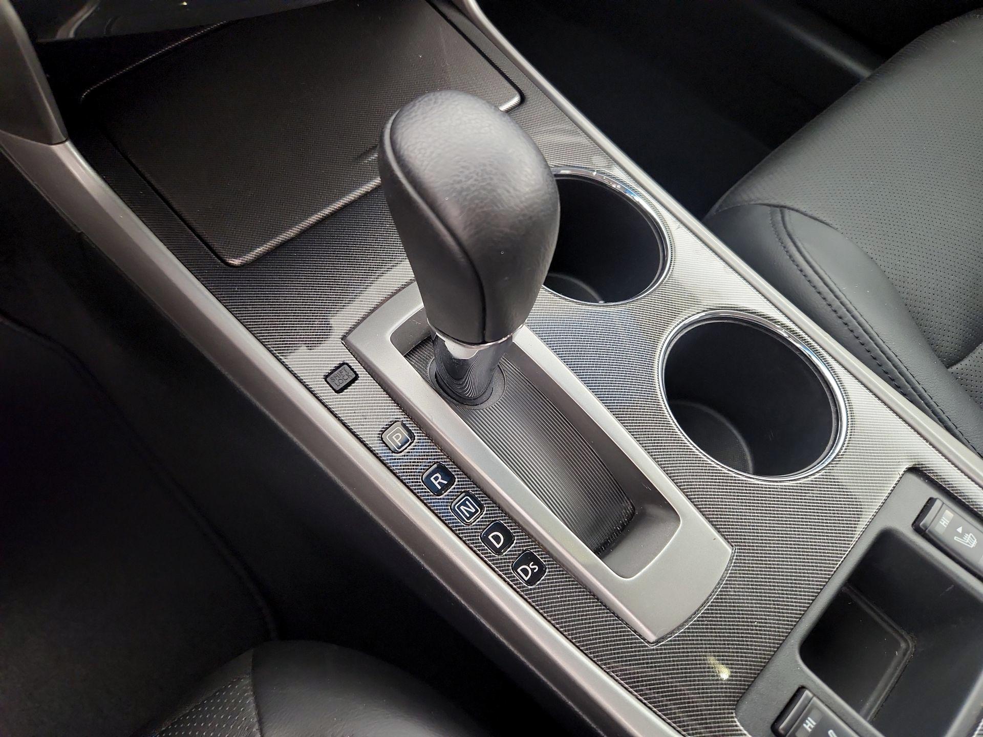 Thumbnail: 2014 Nissan Altima - 17