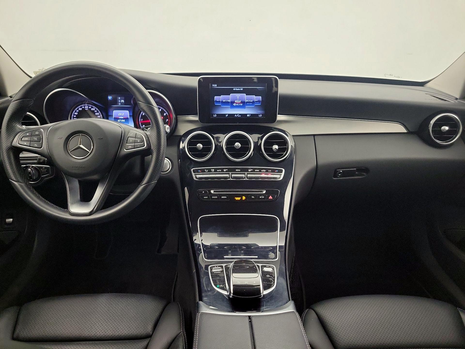 Thumbnail: 2016 Mercedes-Benz C-Class - 9