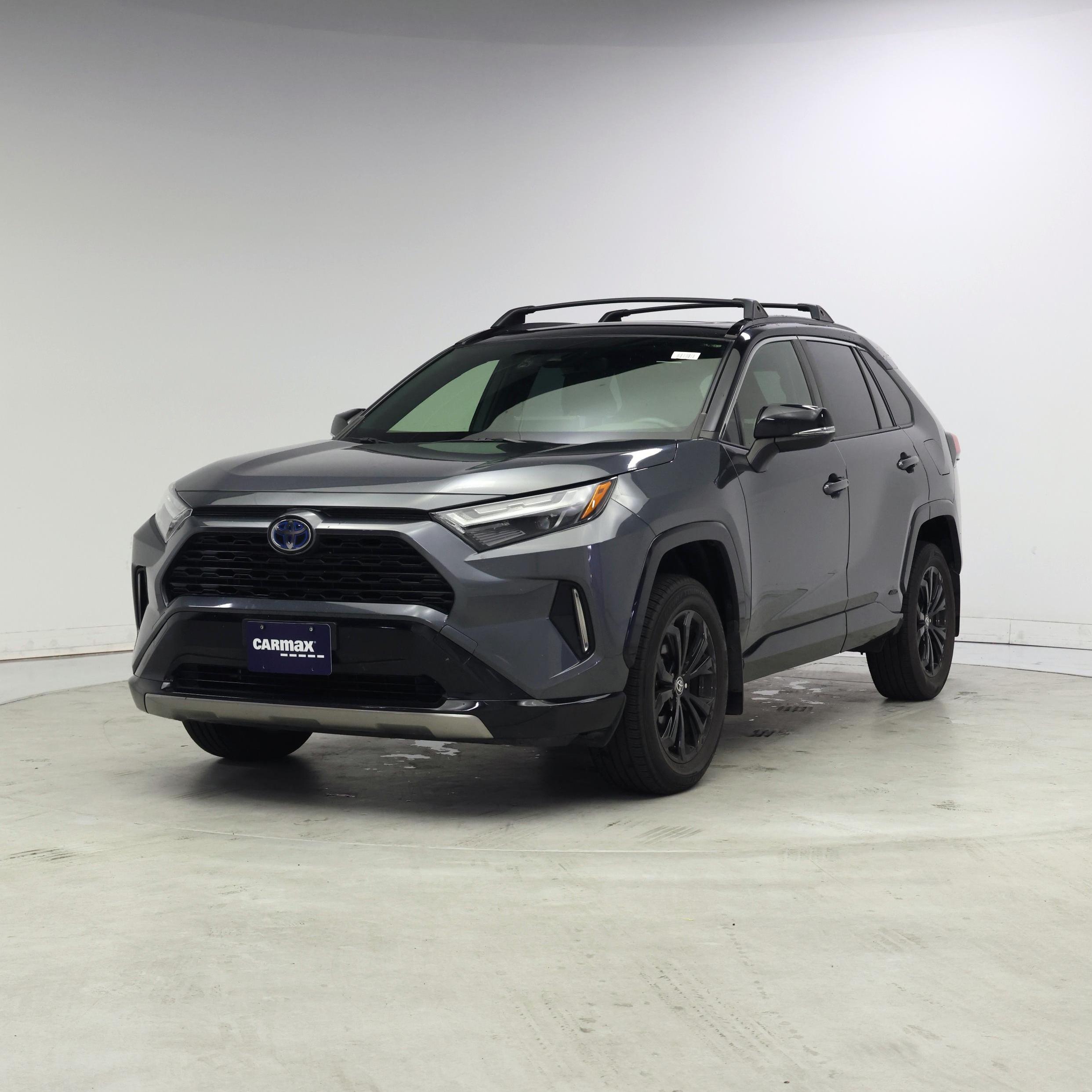 Thumbnail: 2022 Toyota RAV4 - 4