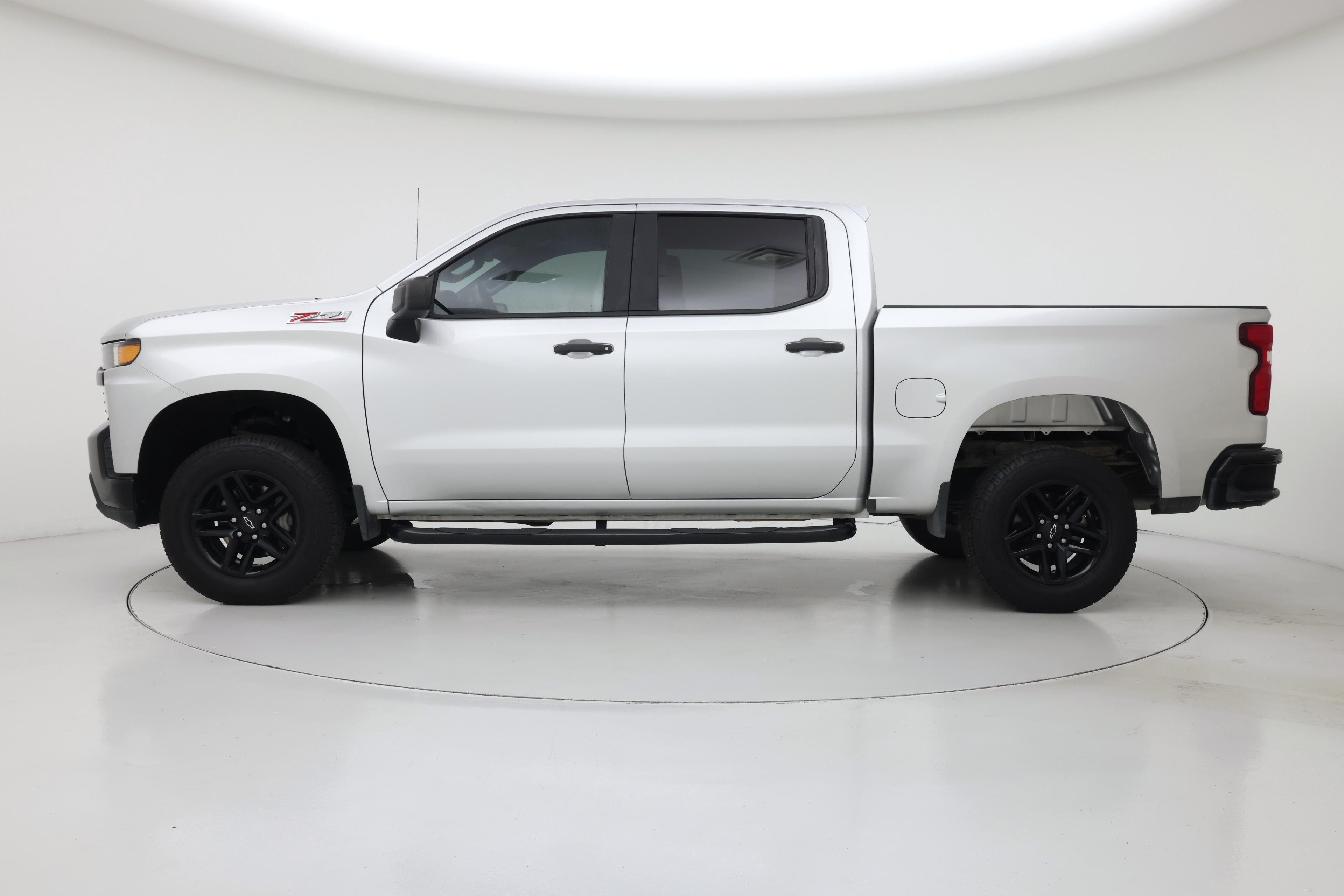 Thumbnail: 2019 Chevrolet Silverado 1500 - 3