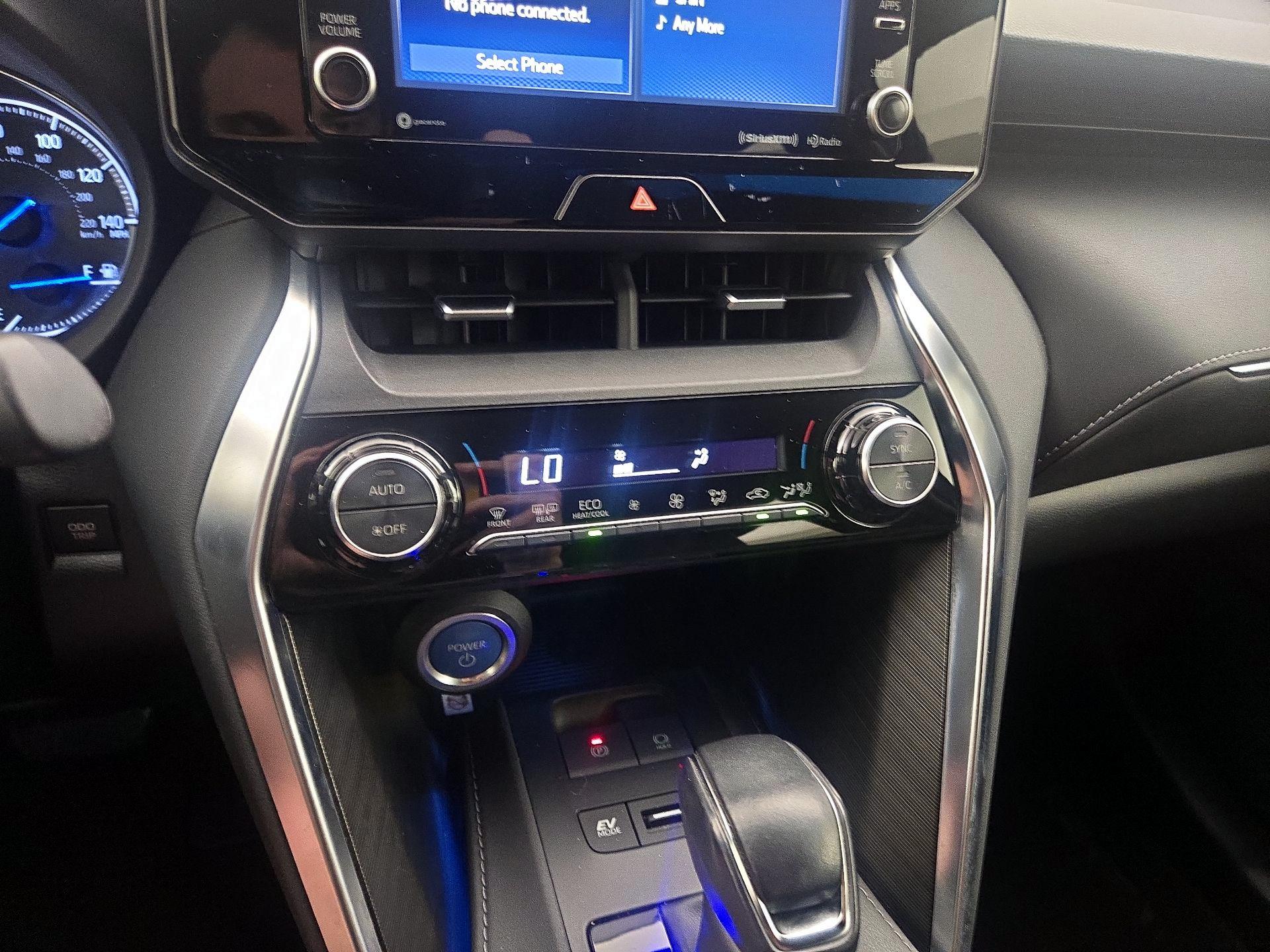 Thumbnail: 2021 Toyota Venza - 16
