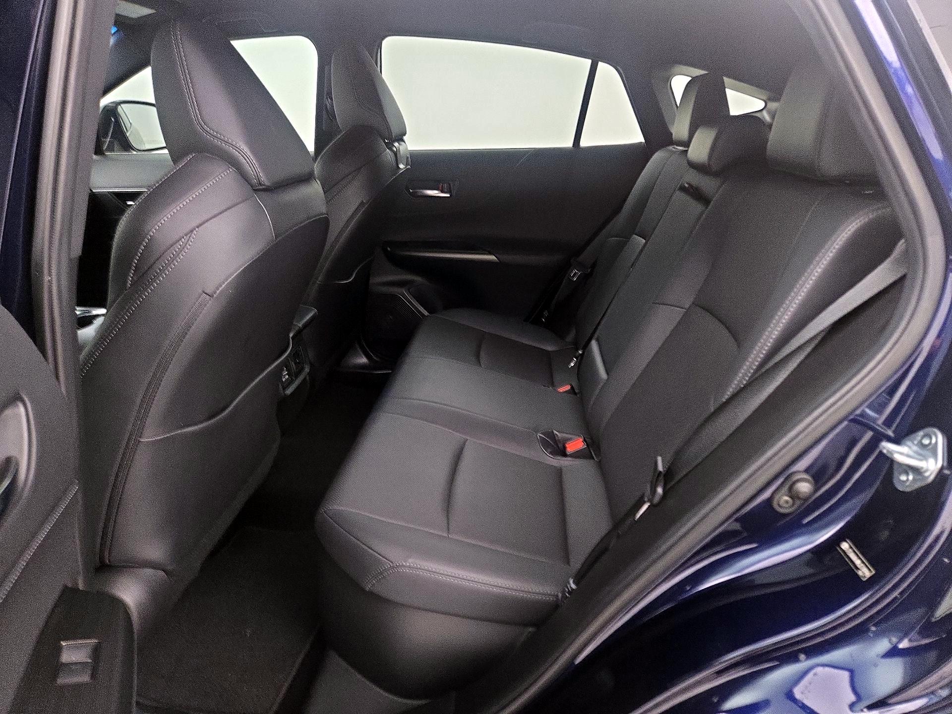 Thumbnail: 2021 Toyota Venza - 19