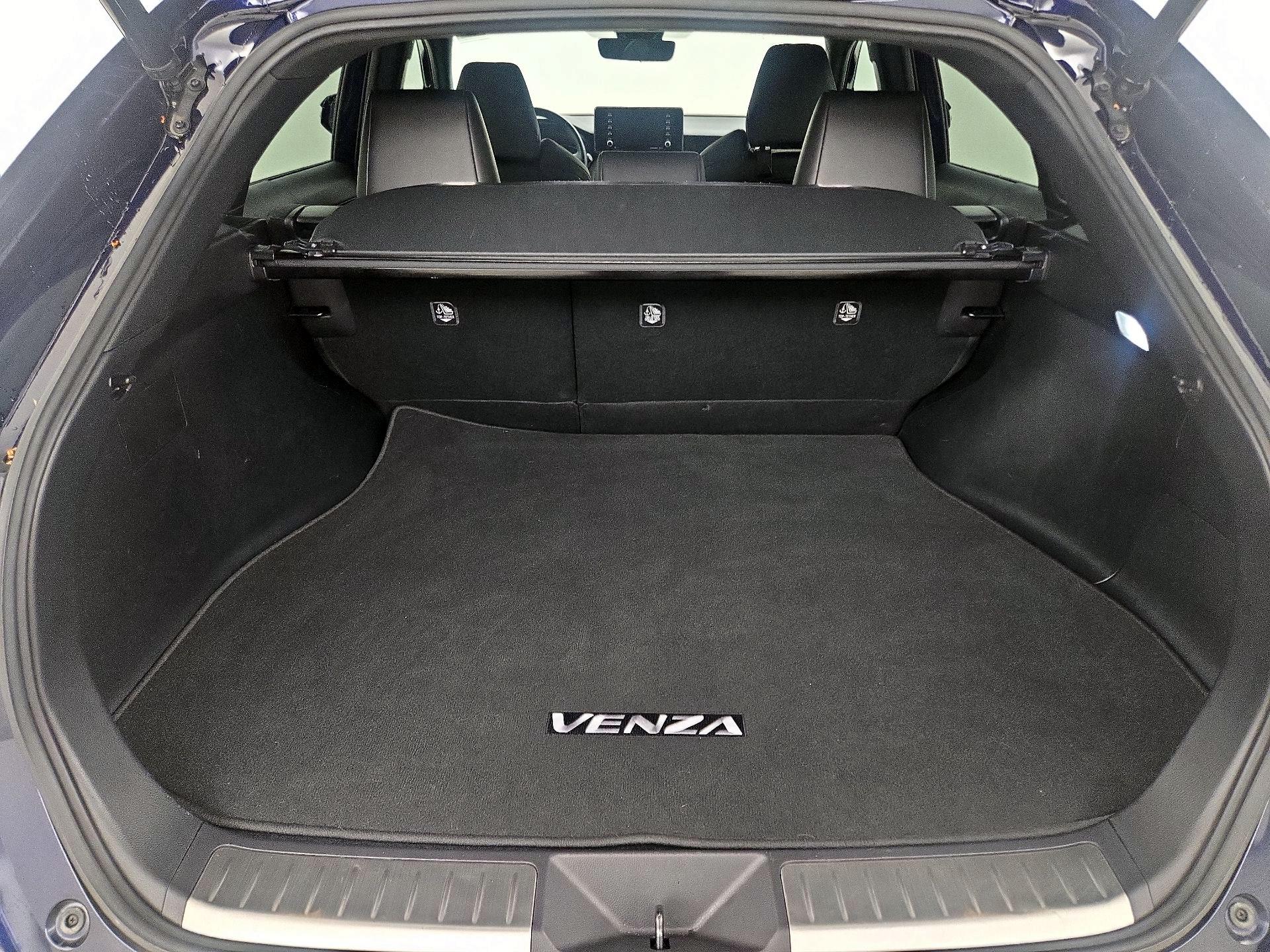 Thumbnail: 2021 Toyota Venza - 20