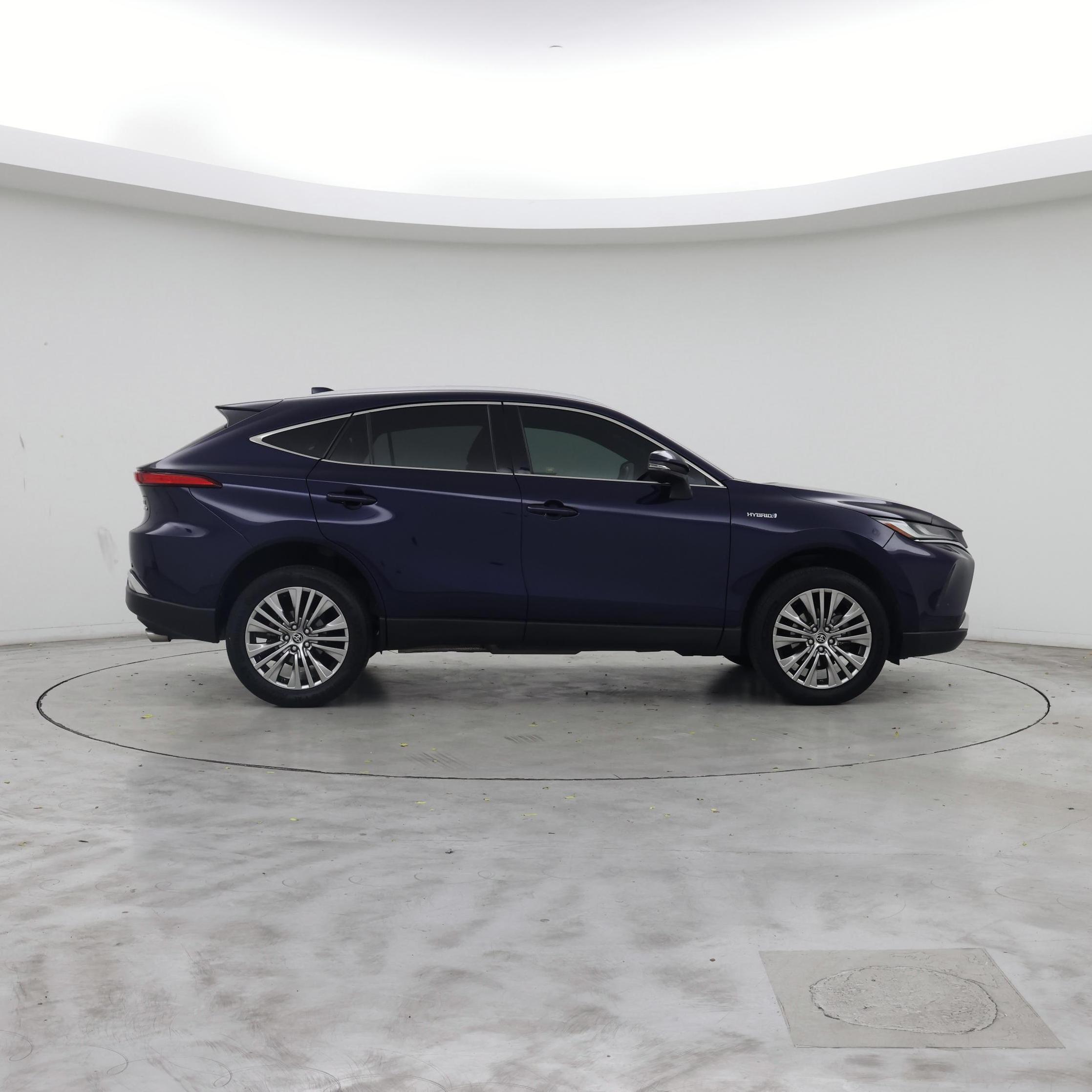 Thumbnail: 2021 Toyota Venza - 7