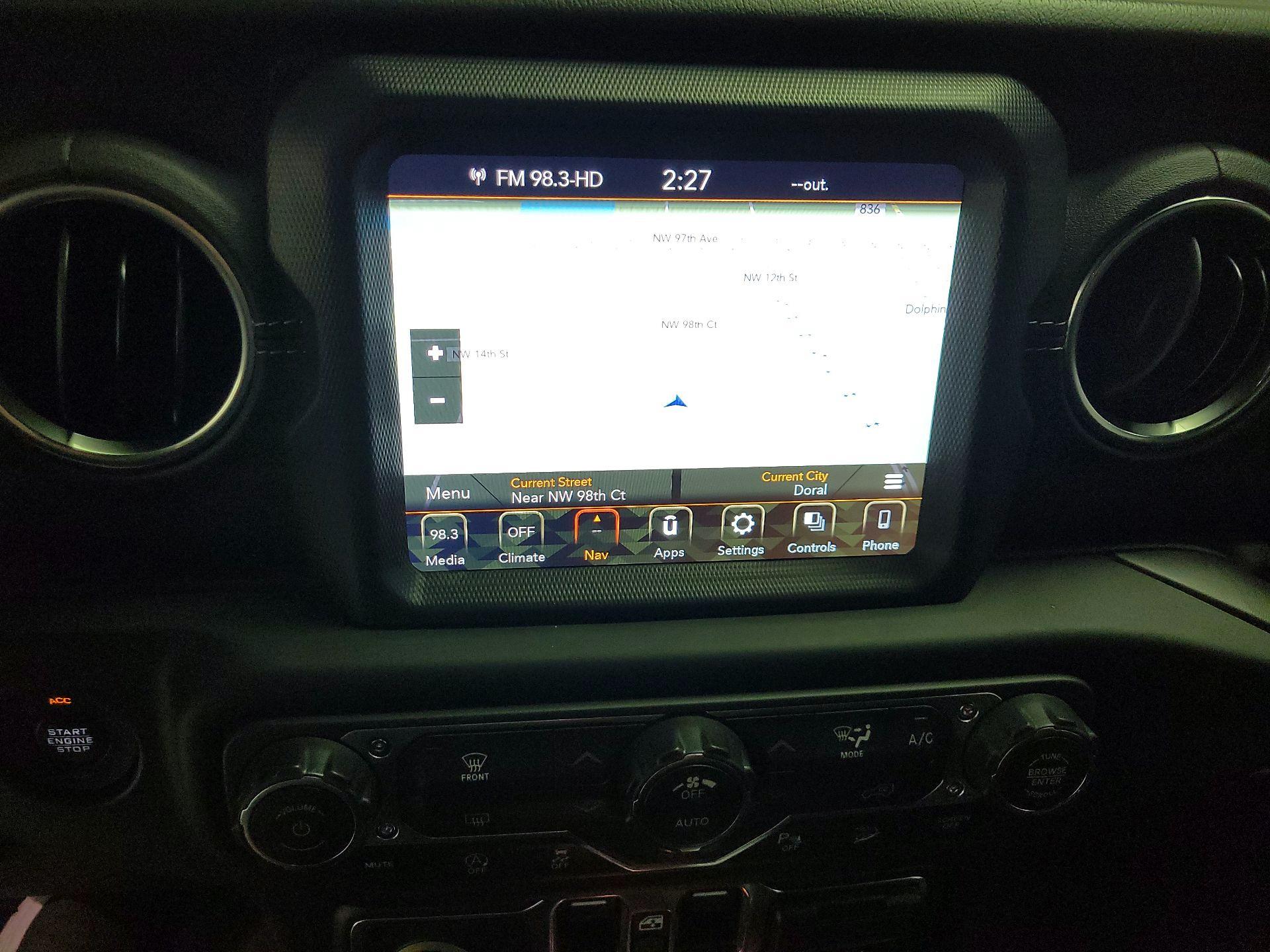 Thumbnail: 2018 Jeep Wrangler - 14