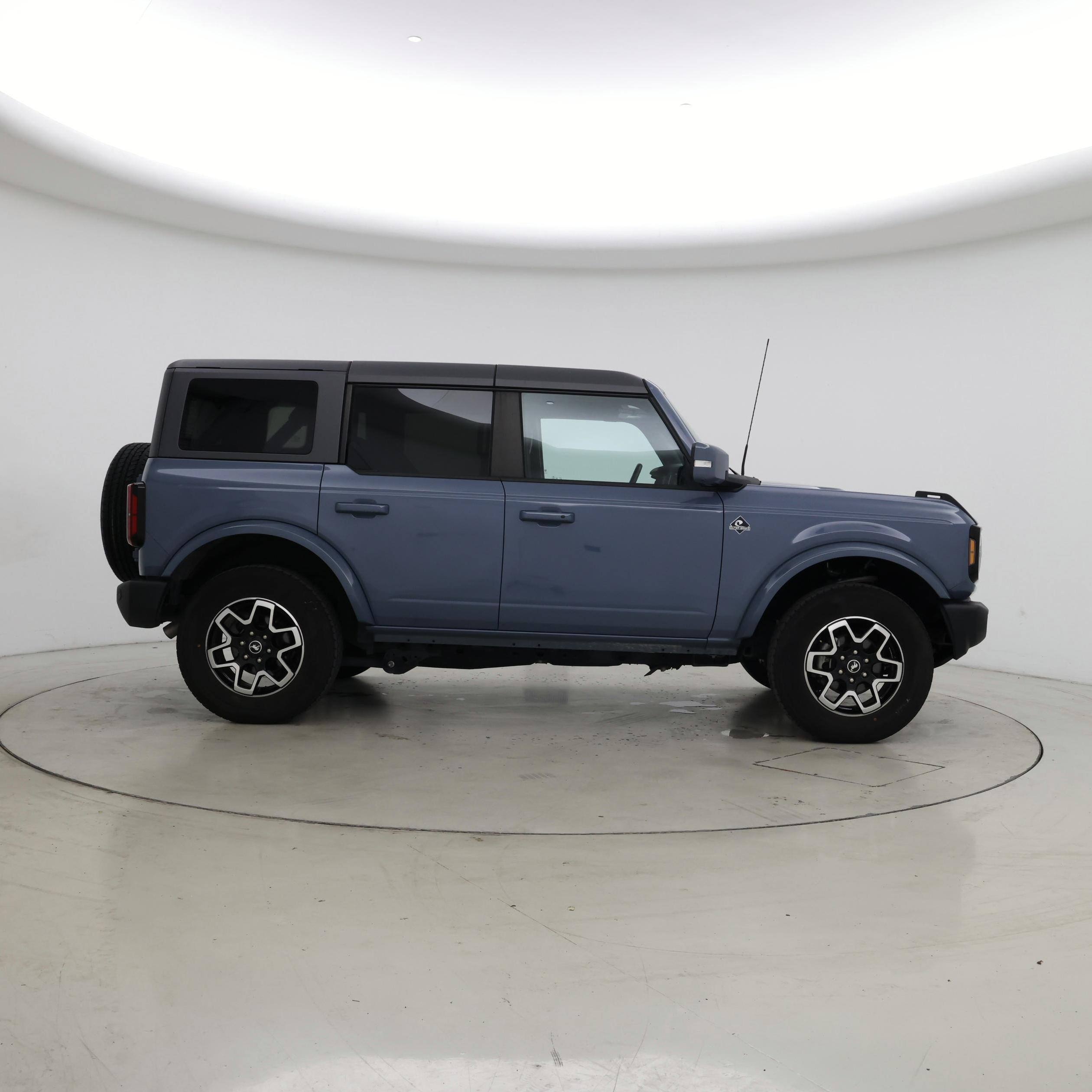 Thumbnail: 2024 Ford Bronco - 7