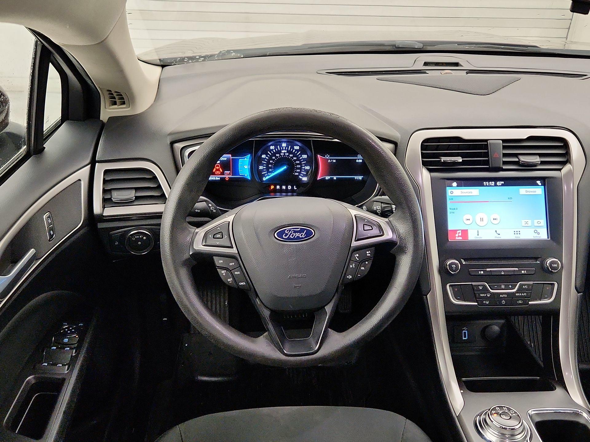 Thumbnail: 2017 Ford Fusion - 10