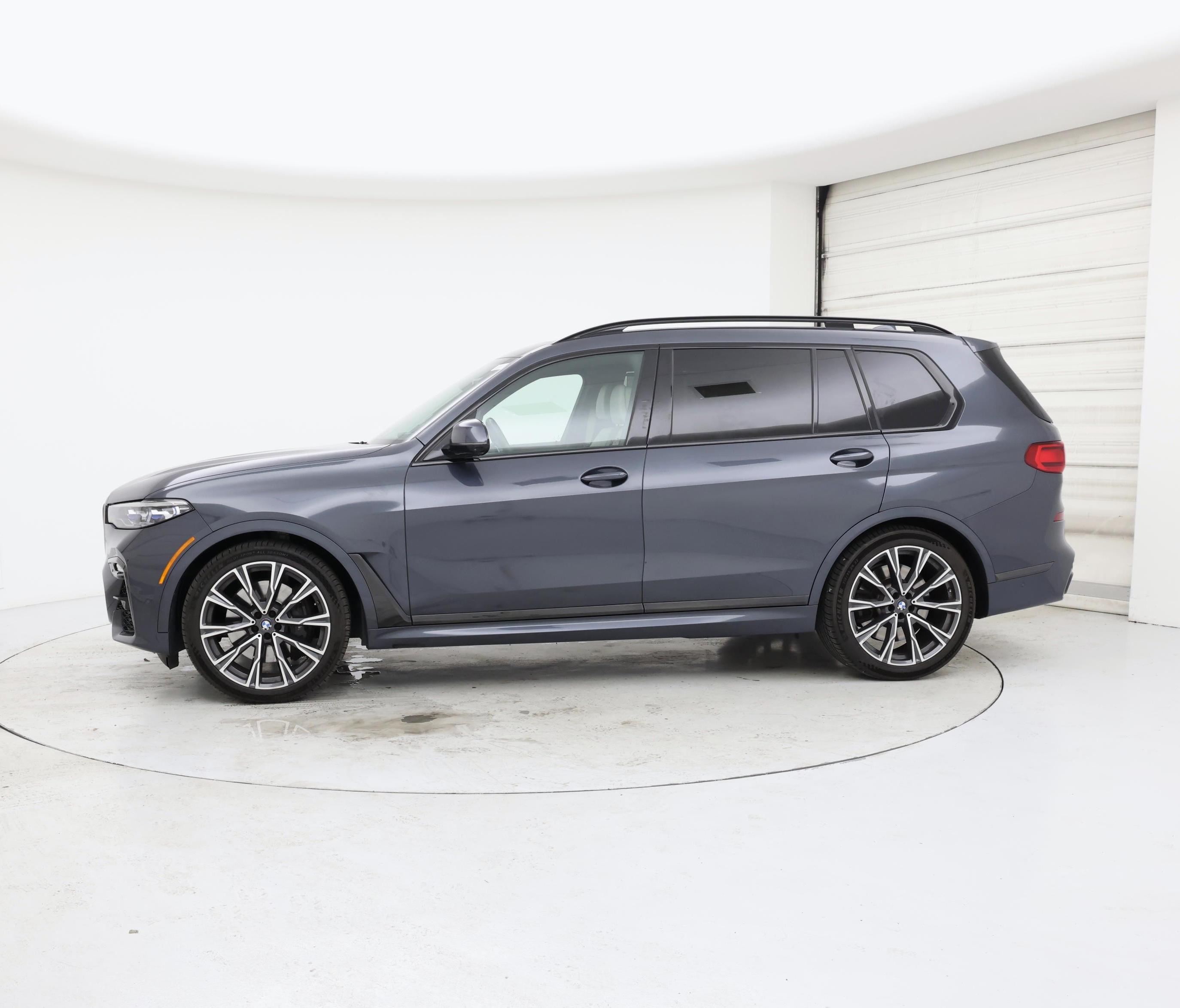 Thumbnail: 2021 BMW X7 - 3