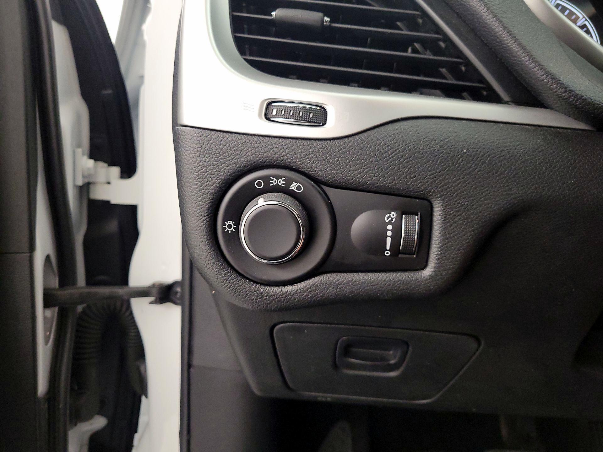 Thumbnail: 2014 Jeep Cherokee - 13