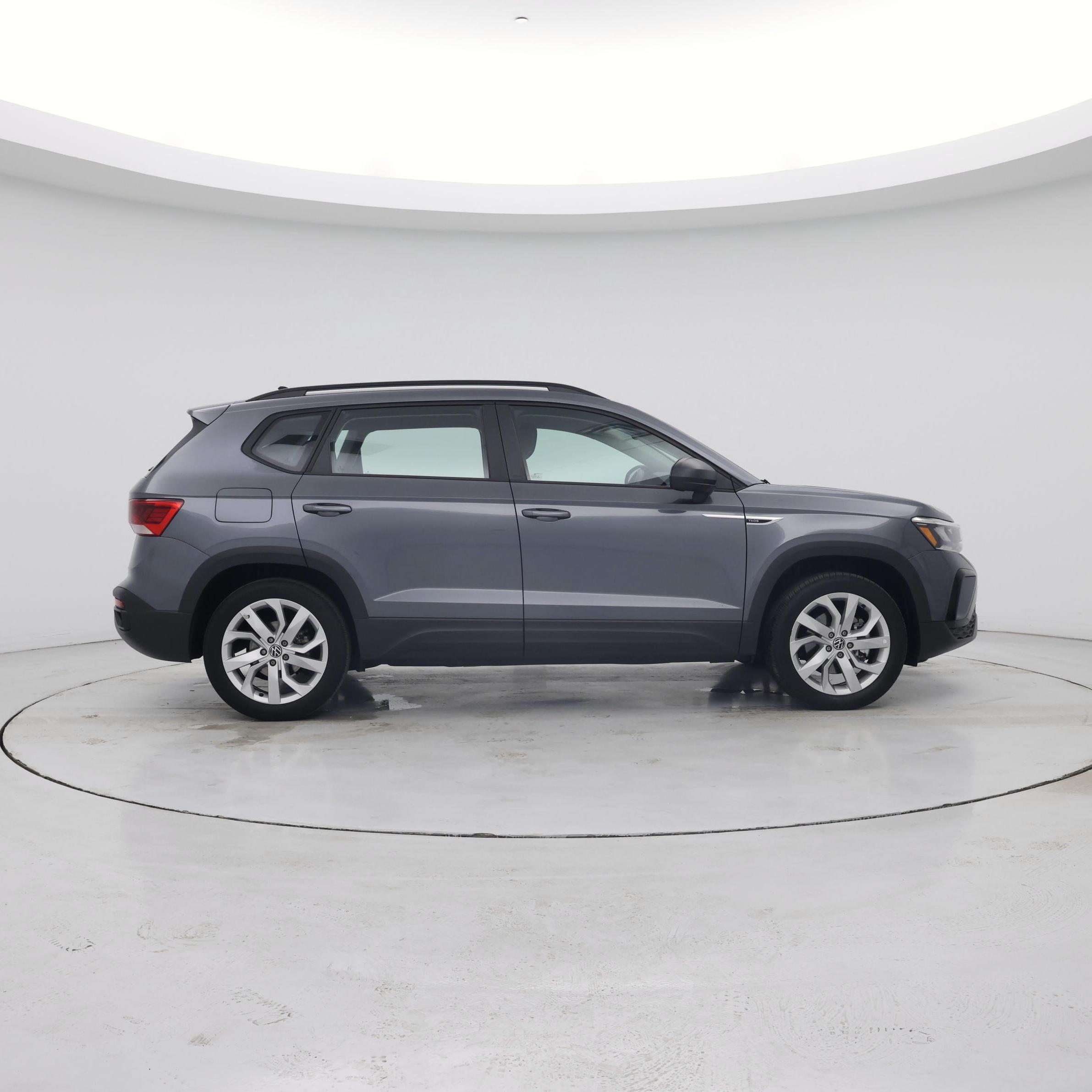 Thumbnail: 2023 Volkswagen Taos - 7
