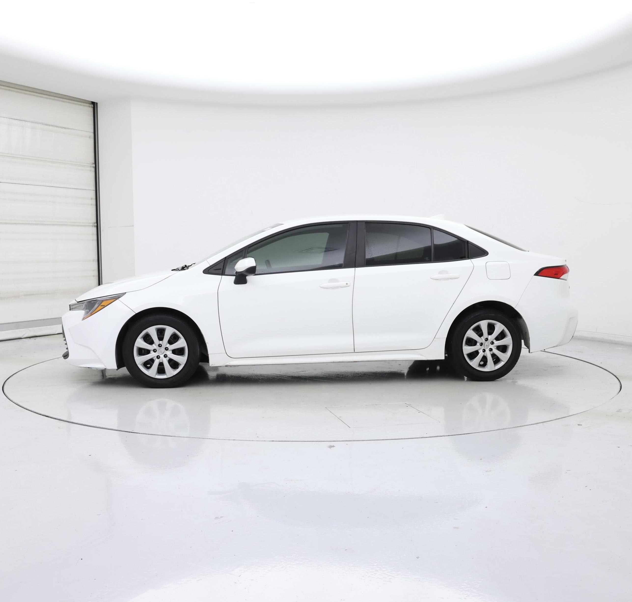 Thumbnail: 2023 Toyota Corolla - 3