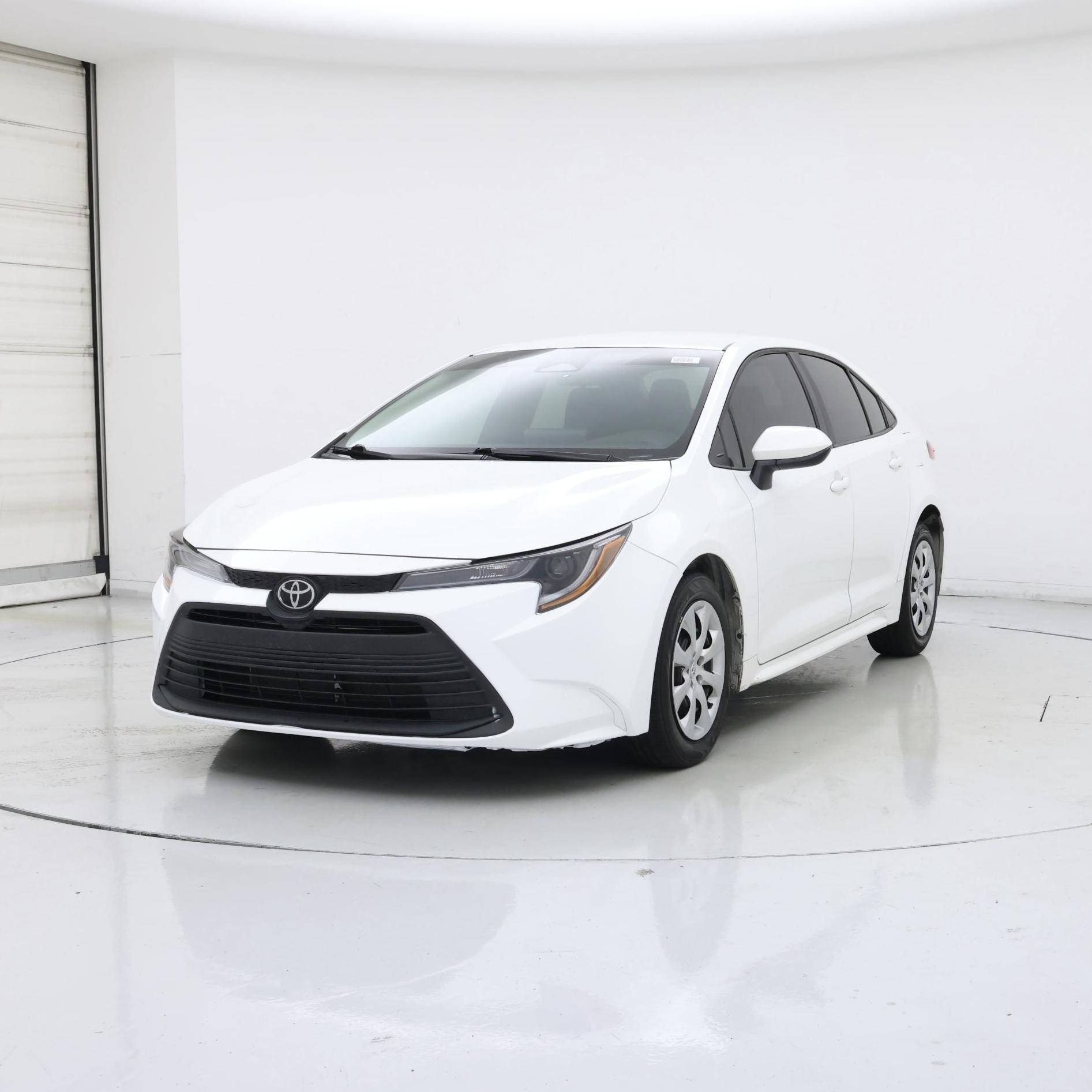 Thumbnail: 2023 Toyota Corolla - 4