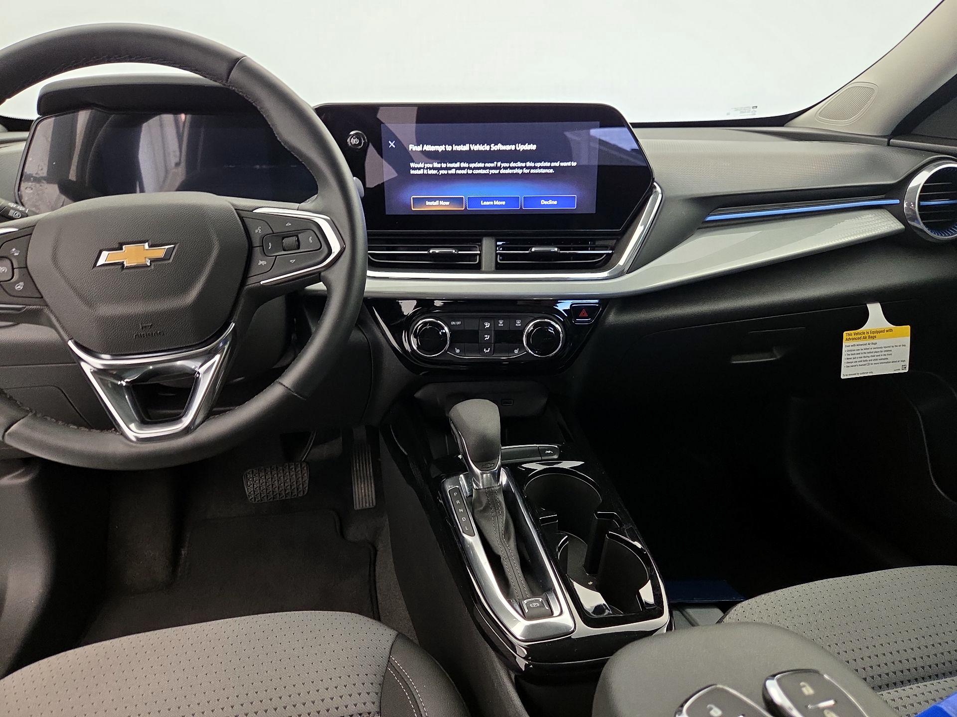 Thumbnail: 2025 Chevrolet Trax - 9
