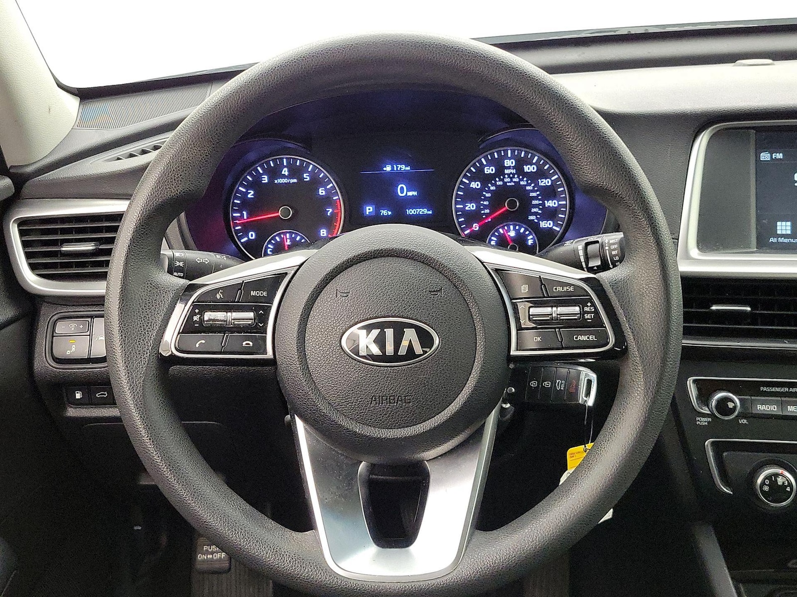 2020 Kia Optima LX - Photo 11