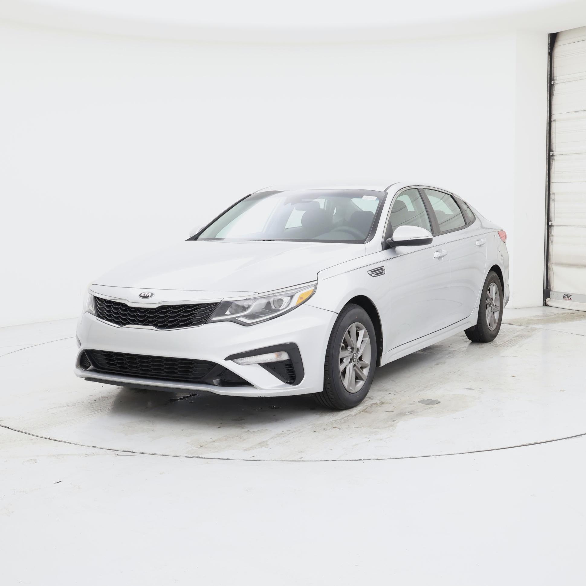 Thumbnail: 2020 Kia Optima - 4